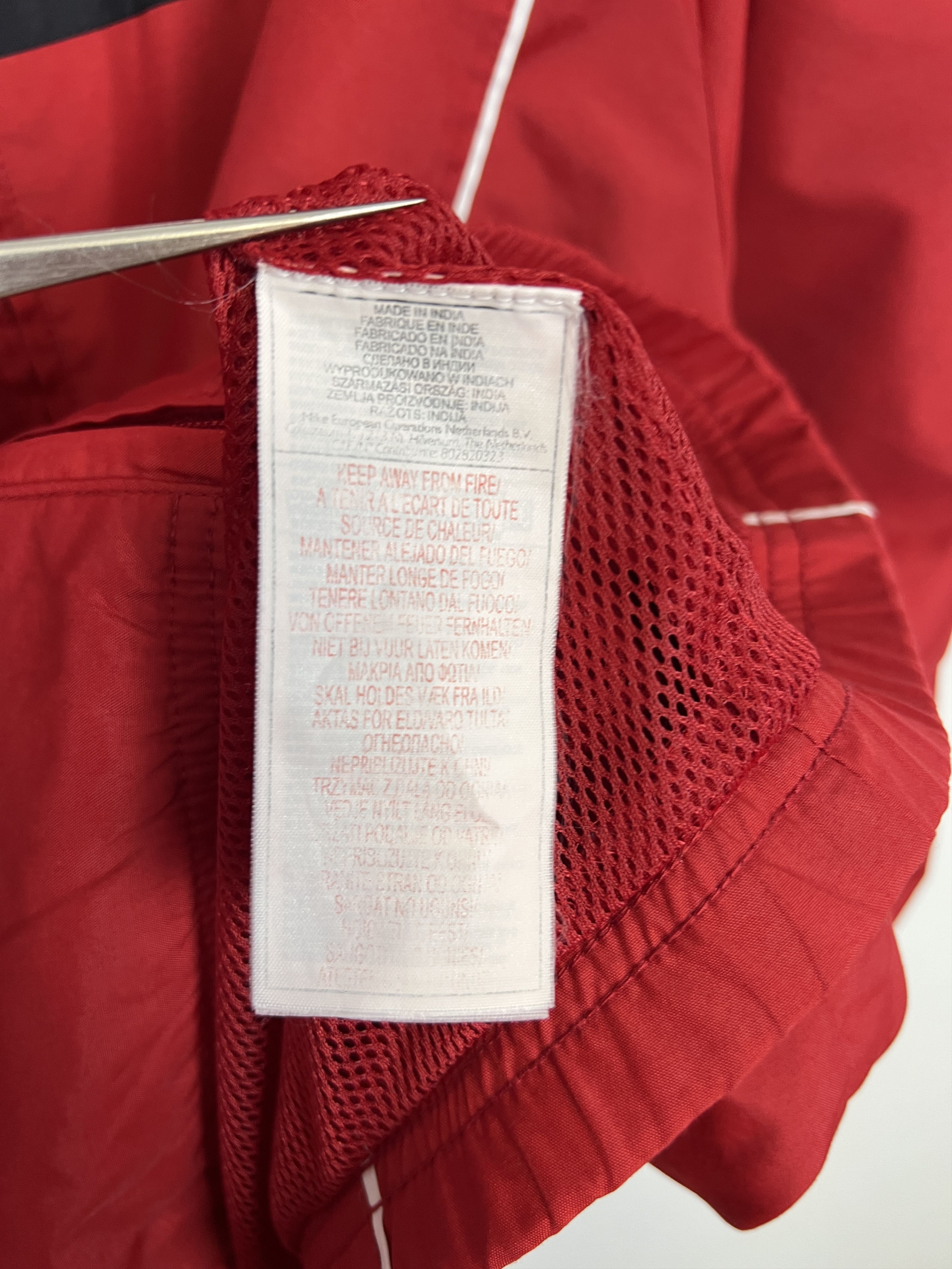 Nike Vintage Nike Sunderland Football Jacket Soccer Track Top Size US XL / EU 56 / 4 - 9 Thumbnail