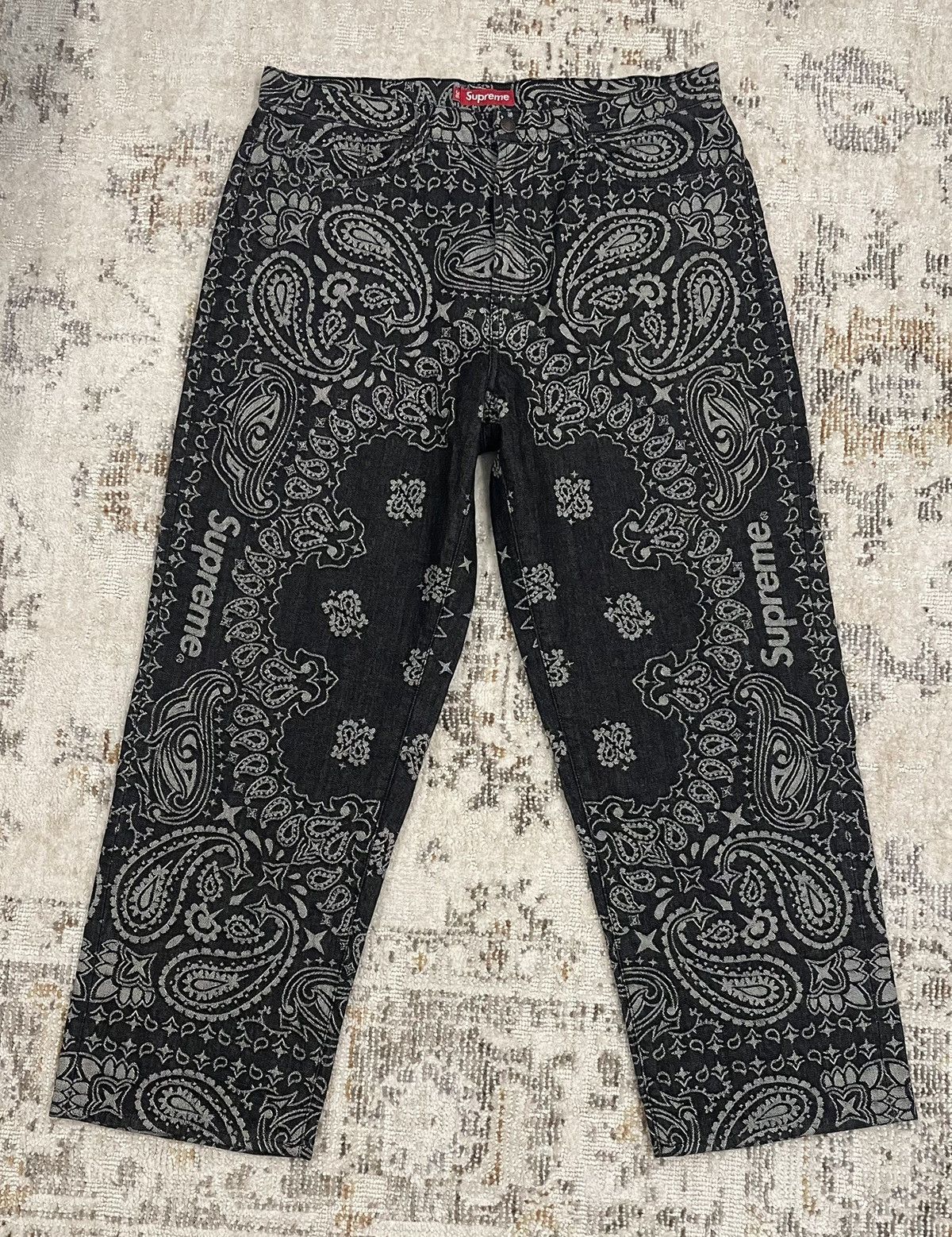Supreme Supreme Bandana Jacquard Baggy Jean 36 Size US 36 / EU 52 - 1 Thumbnail
