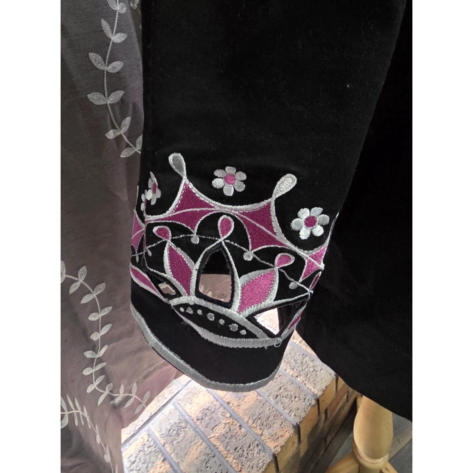 Bob Mackie VINTAGE Bob Mackie Wearable Art Full Zip Jacket Black Embroidered Women's Size Medium Size M / US 6-8 / IT 42-44 - 7 Thumbnail