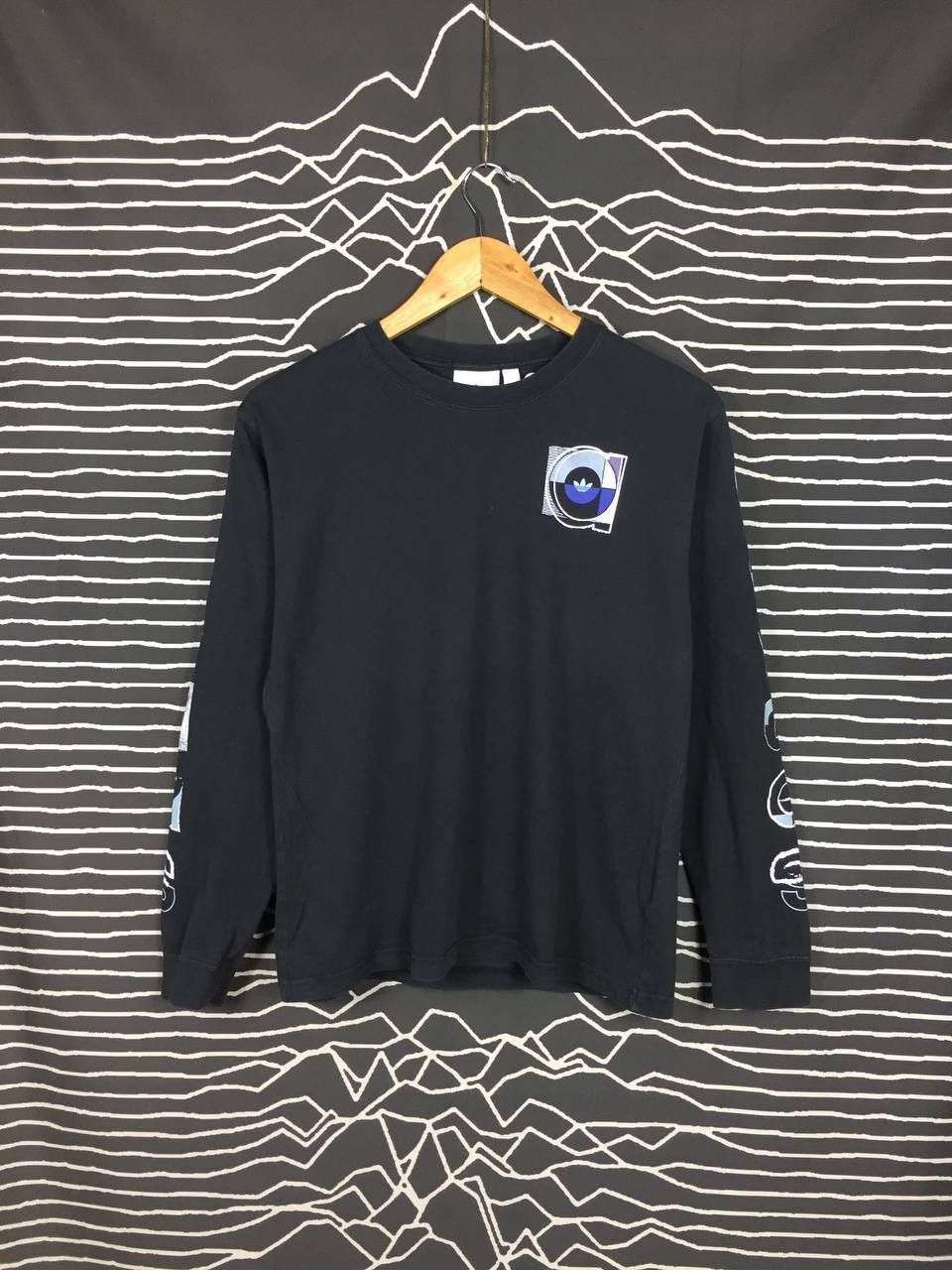 Adidas × Vintage Vtg Adidas Originals Graphic Spell Out Longsleeve Tee Size US M / EU 48-50 / 2 - 1 Thumbnail