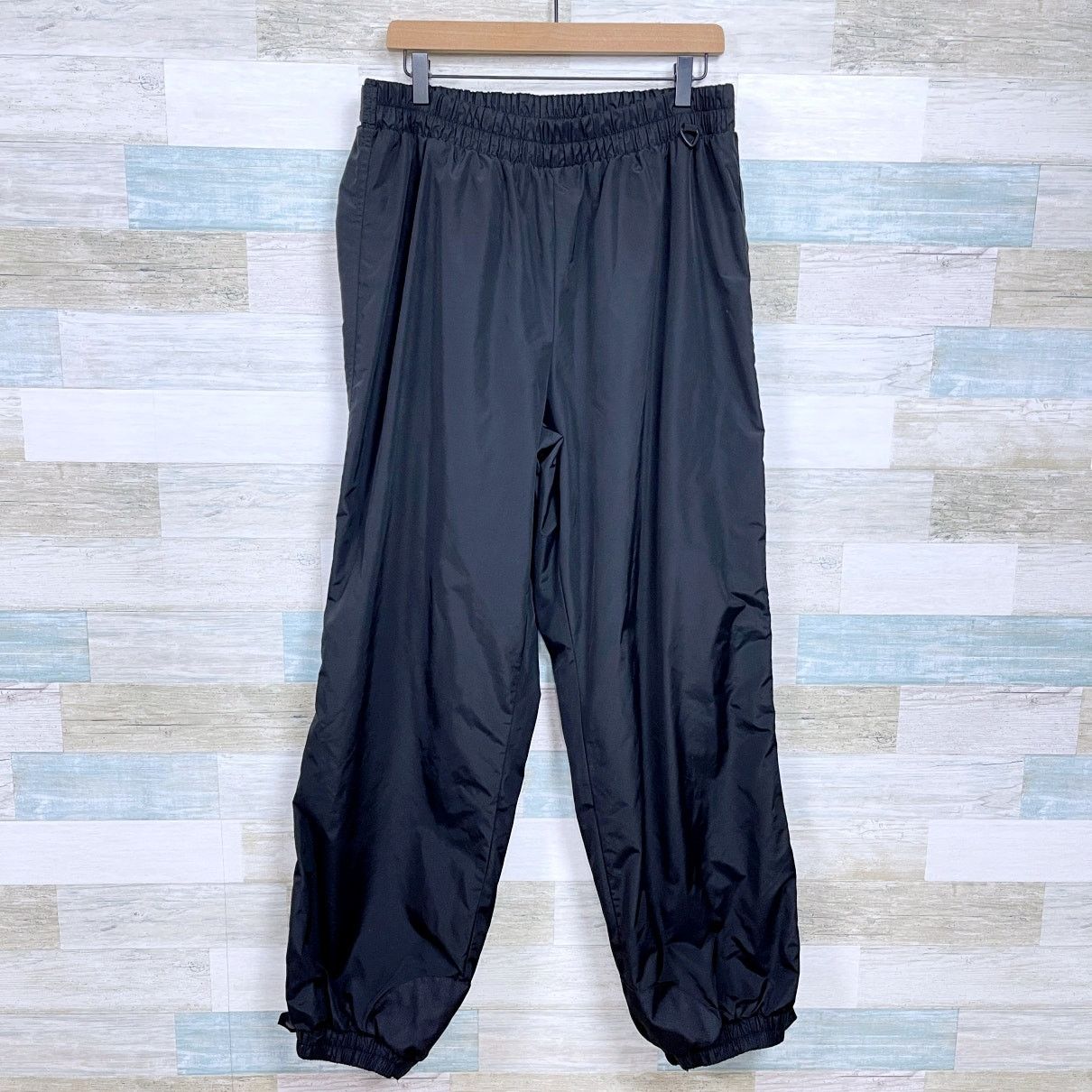 Columbia Columbia Vintage Nylon Rain Pants Black Elastic Mens XL Size US 34 / EU 50 - 1 Thumbnail