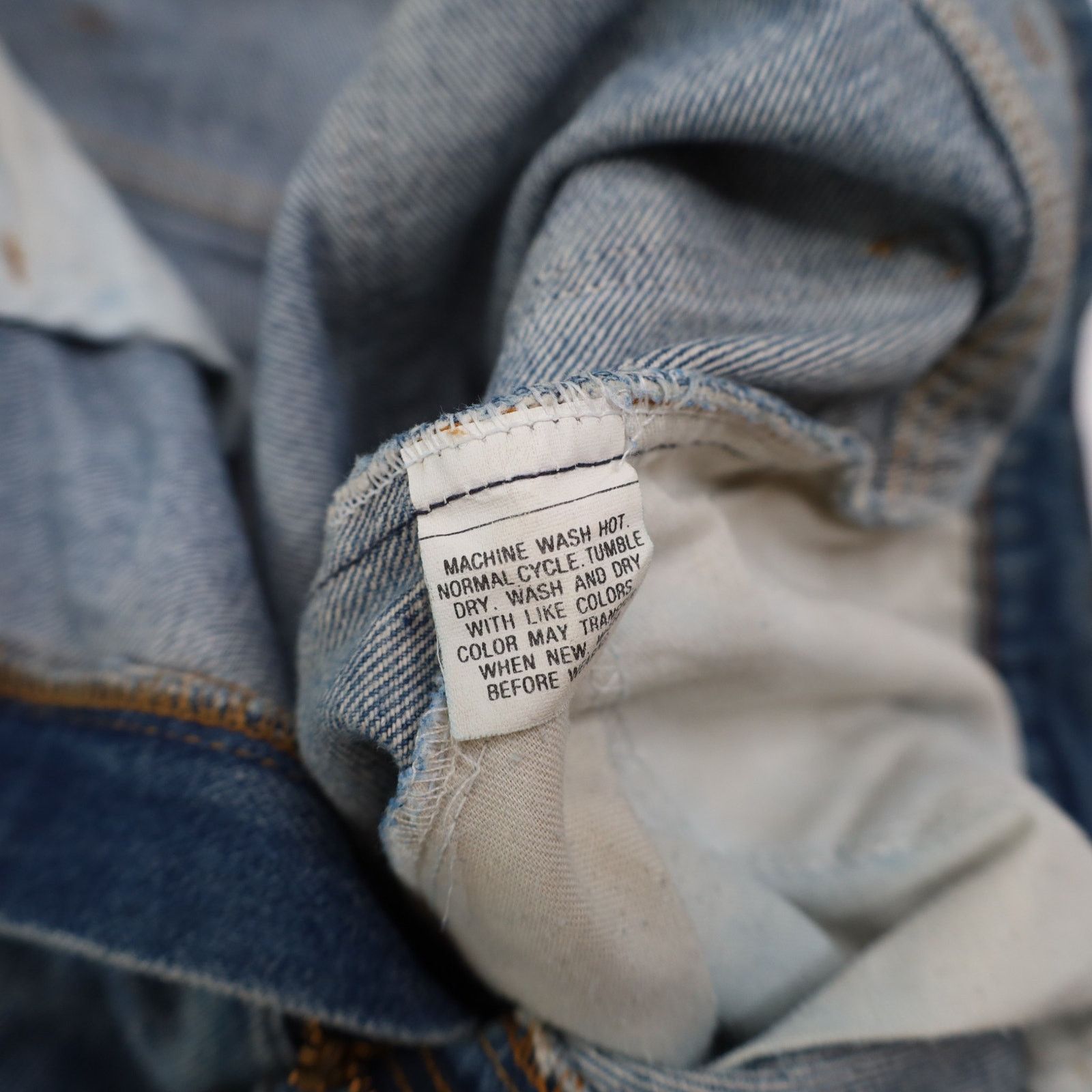 Levi's × Vintage Vintage Levi's 505 USA Made Denim Jeans Size US 35 - 9 Thumbnail