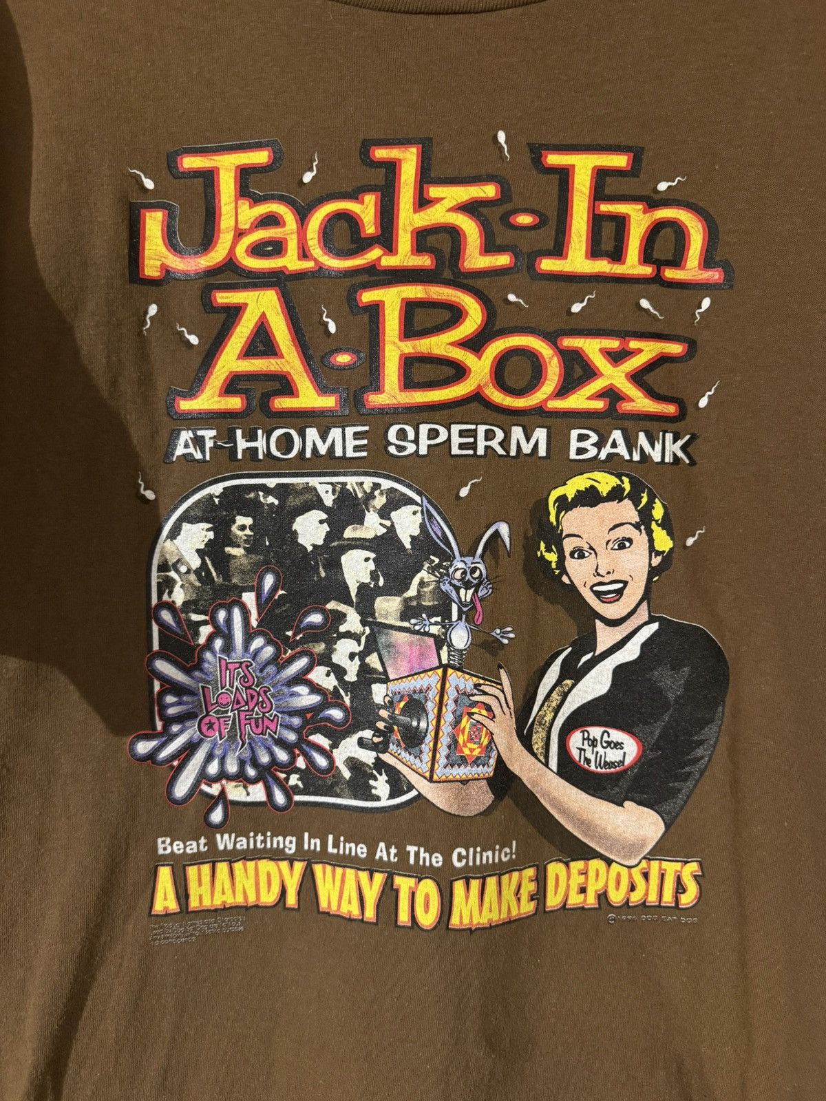 Vintage Vintage 1996 Dog Eat Dog Jack In A Box Sperm Bank Tshirt Size US XL / EU 56 / 4 - 1 Thumbnail
