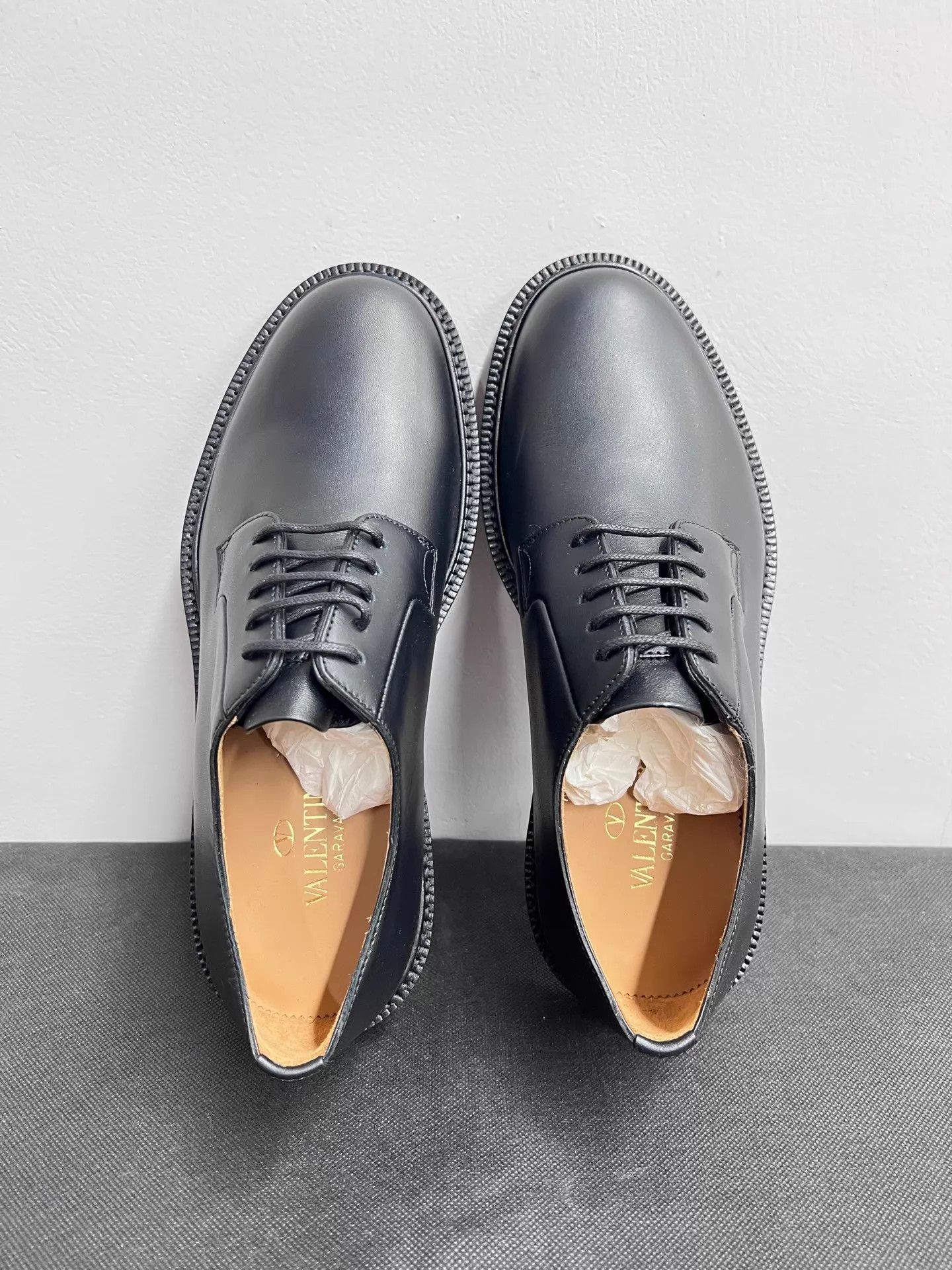Valentino Valentino round toe lace-up Derby shoe 40 EU/US 6 BNIB Size US 7 / EU 40 - 4 Thumbnail