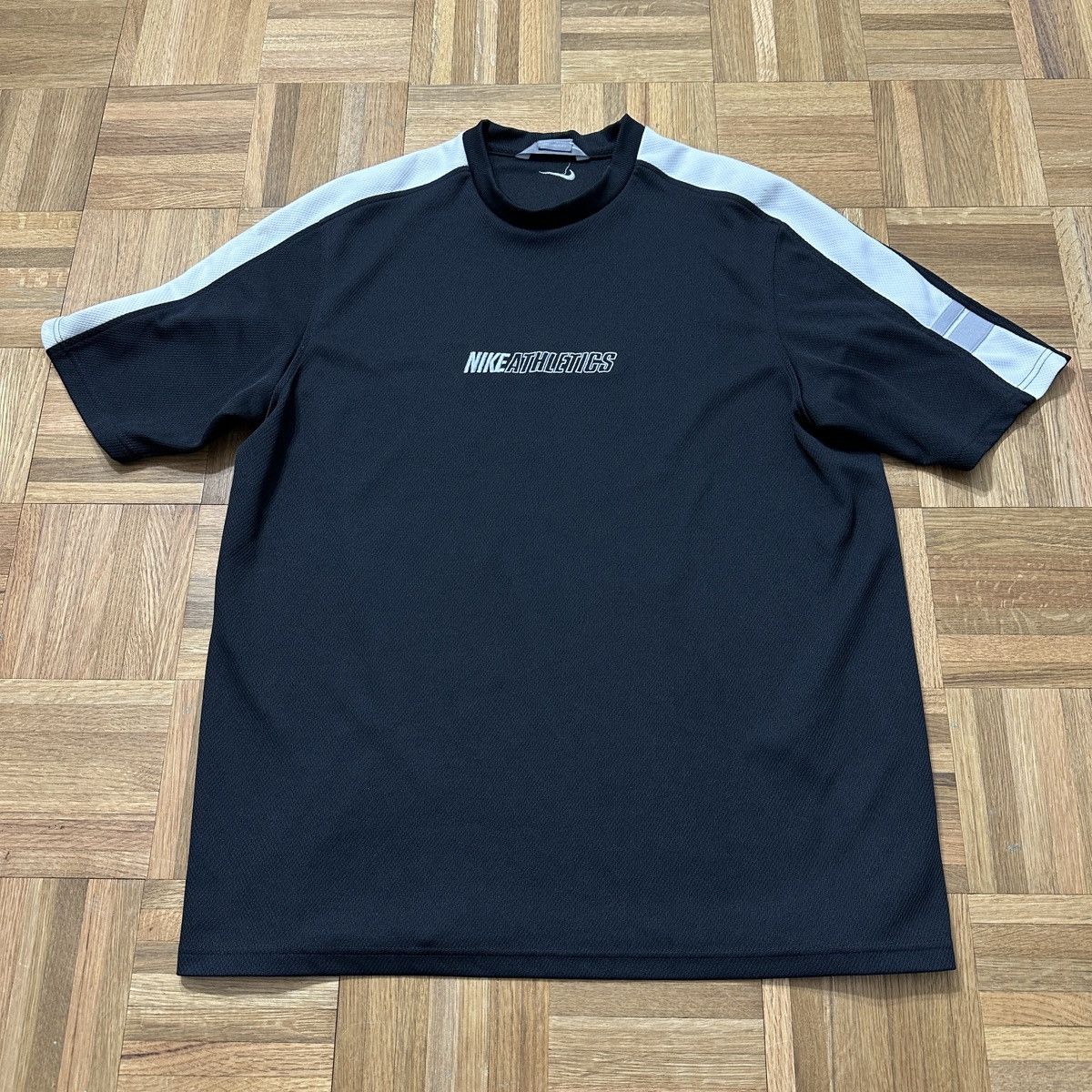 Nike Vintage Nike shirt Size US XL / EU 56 / 4 - 1 Thumbnail