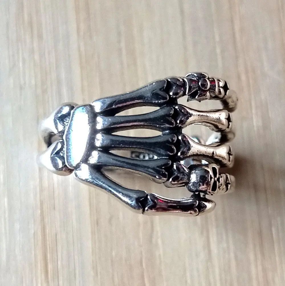 Jewelry Vintage Punk Skull Skeleton Claw Silver Ring (size 7-12) Size ONE SIZE - 3 Thumbnail