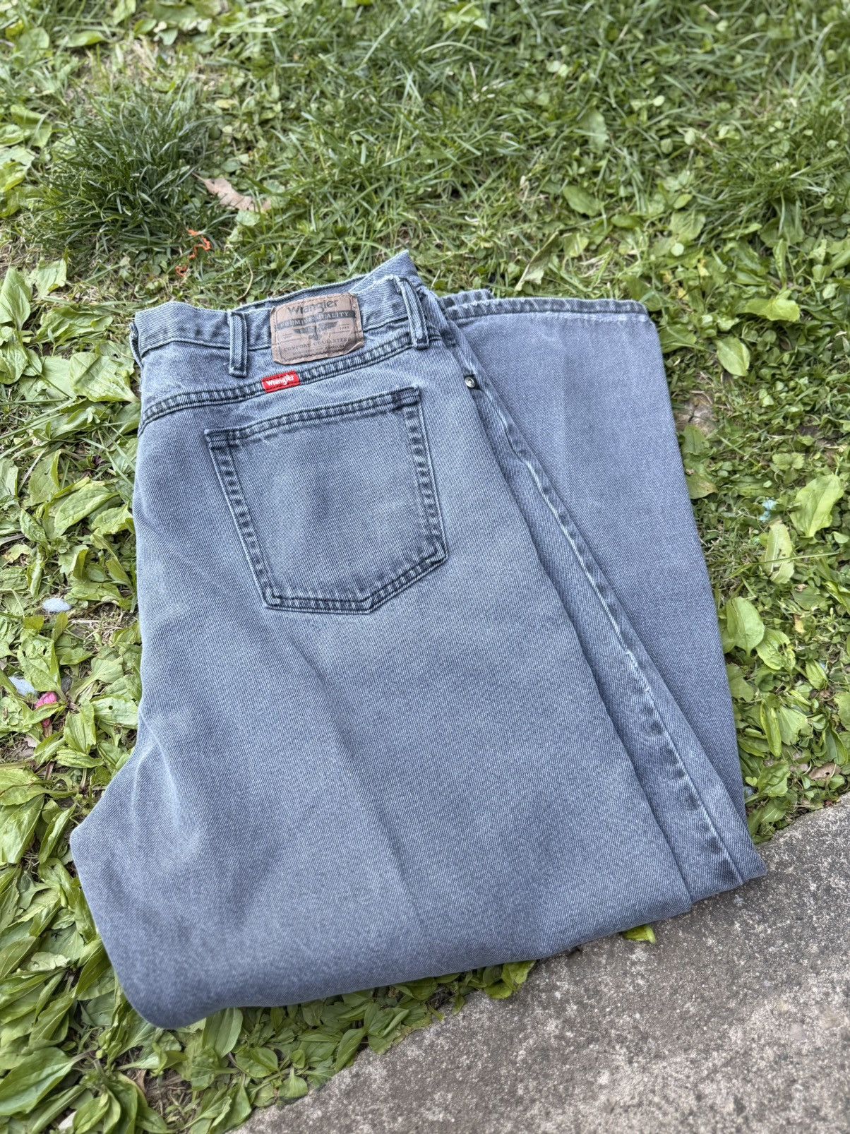 Wrangler VTG Wrangler Black Denim Jeans Size 42X30 Size US 42 / EU 58 - 1 Thumbnail