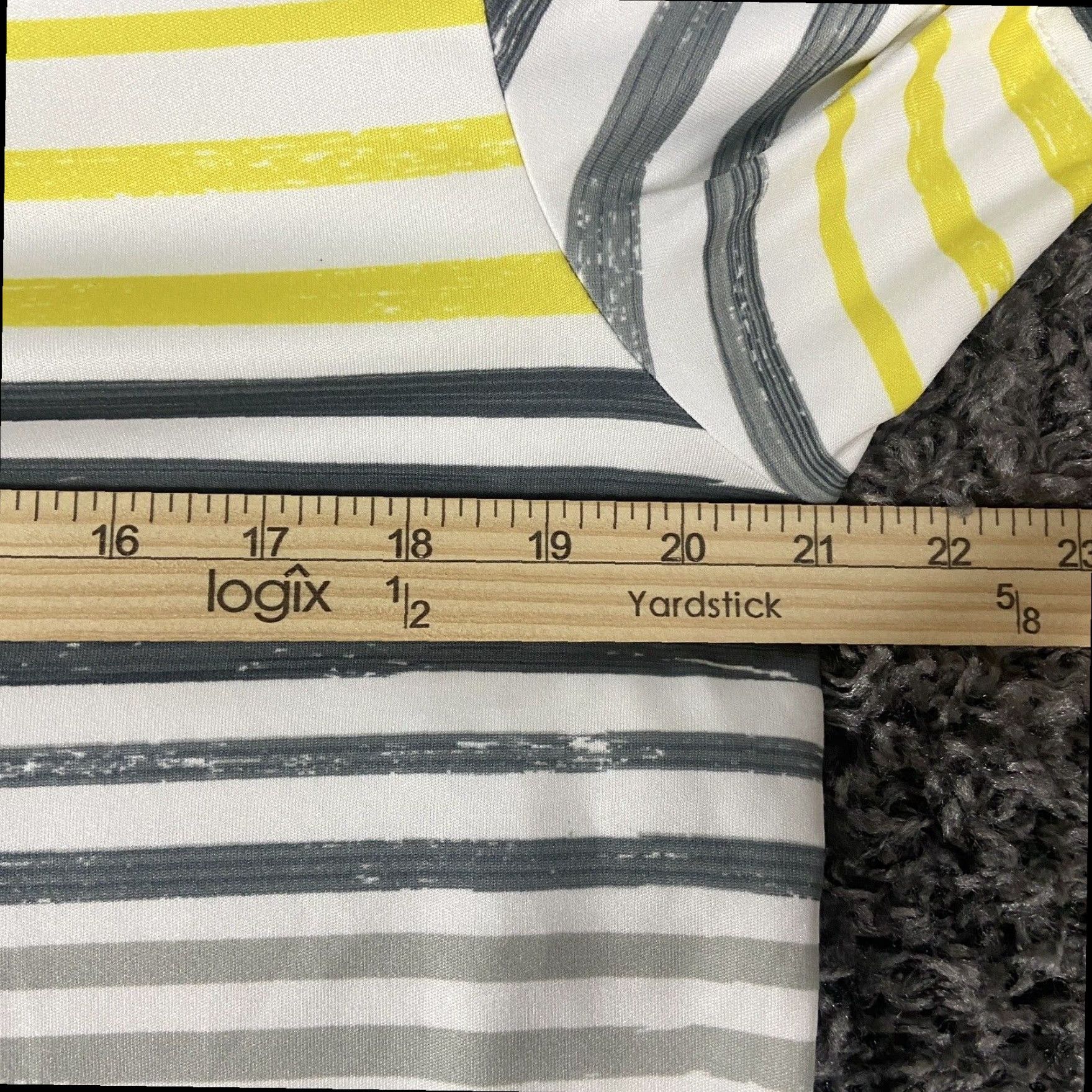PGA Tour PGA Tour Men's Gray Yellow Striped Polo Shirt M Athletic Fit Size US M / EU 48-50 / 2 - 7 Thumbnail