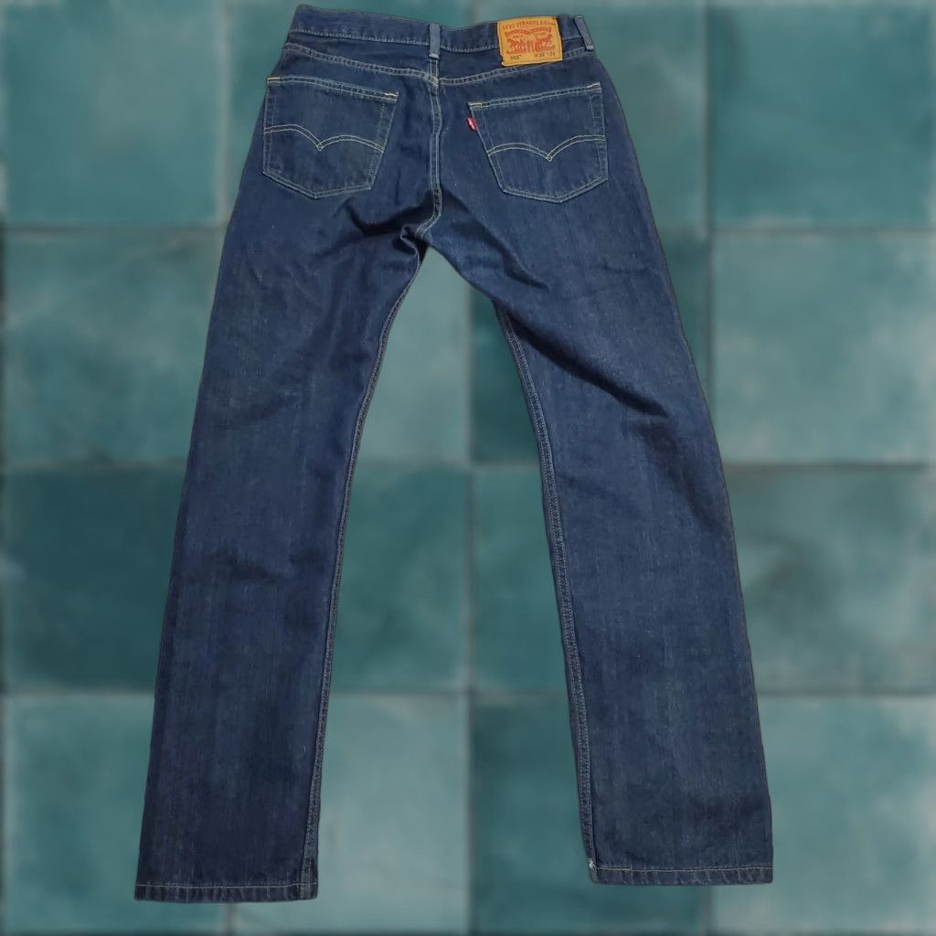 Levi's VINTAGE Levi's 505 Jeans Men 32X34 Blue Straight Leg Regular Fit Denim 30X32 FLAW Size US 30 / EU 46 - 1 Thumbnail