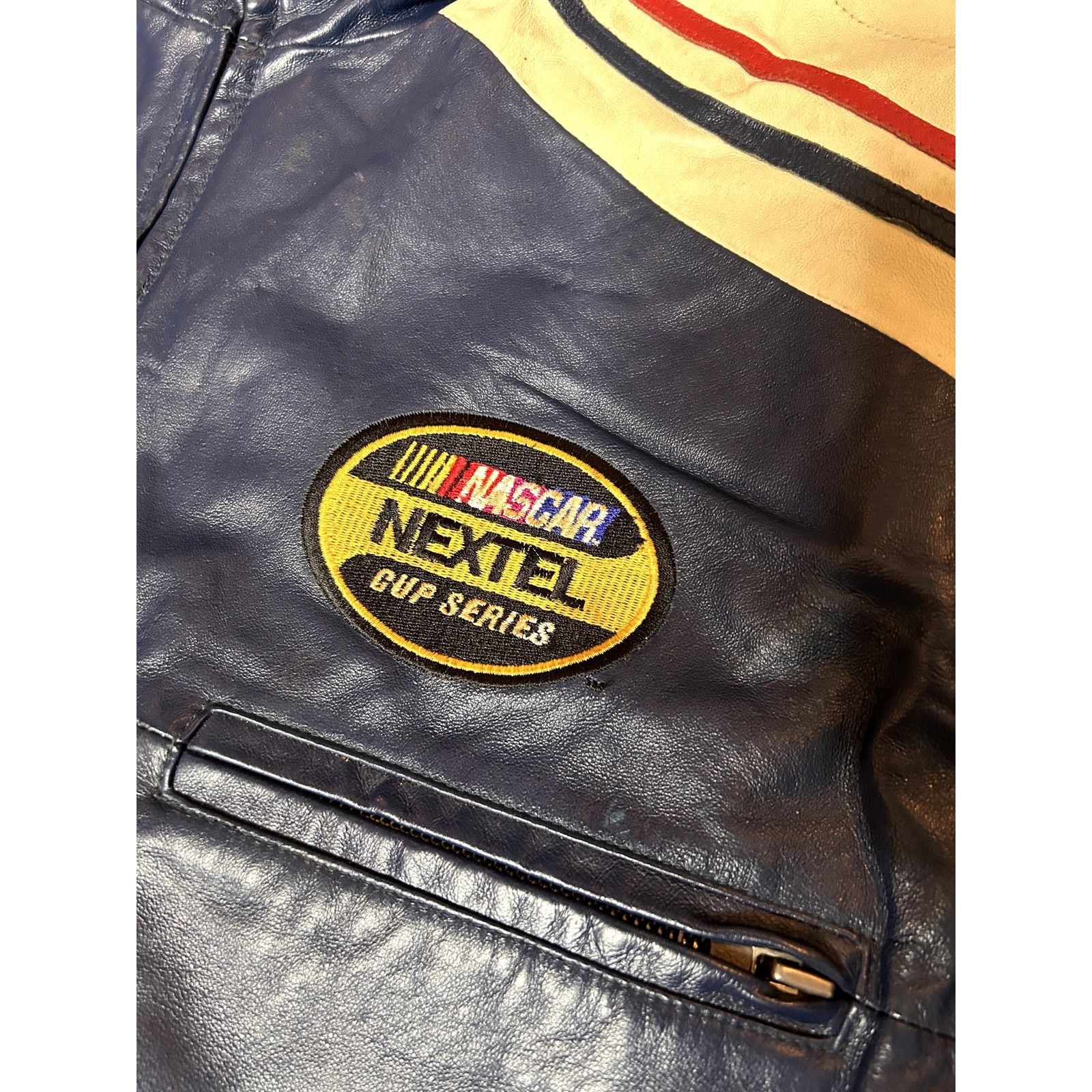 Chase Authentics × NASCAR × Vintage Vintage Nascar Dale Earnhardt Budweiser Leather Jacket Size US XL / EU 56 / 4 - 9 Thumbnail