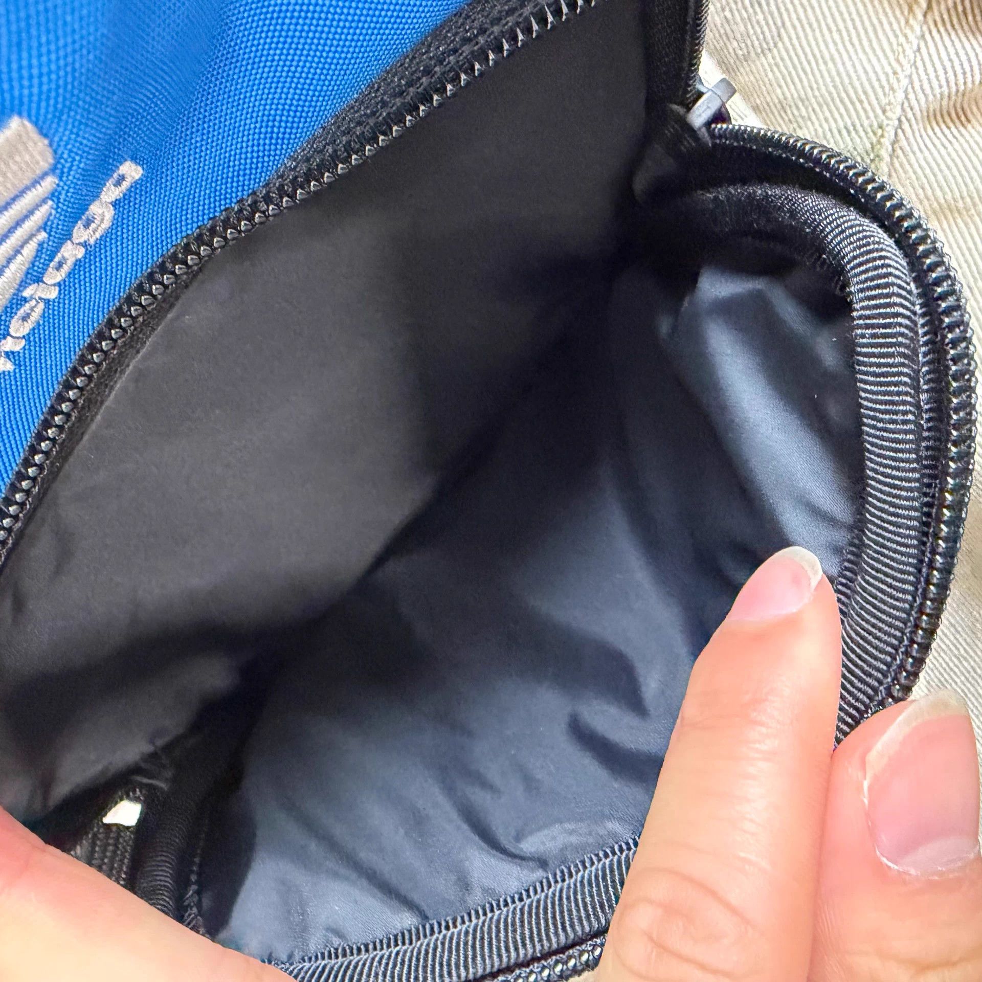 Balenciaga Balenciaga x adidas worn once black blue crossbody Size ONE SIZE - 5 Thumbnail
