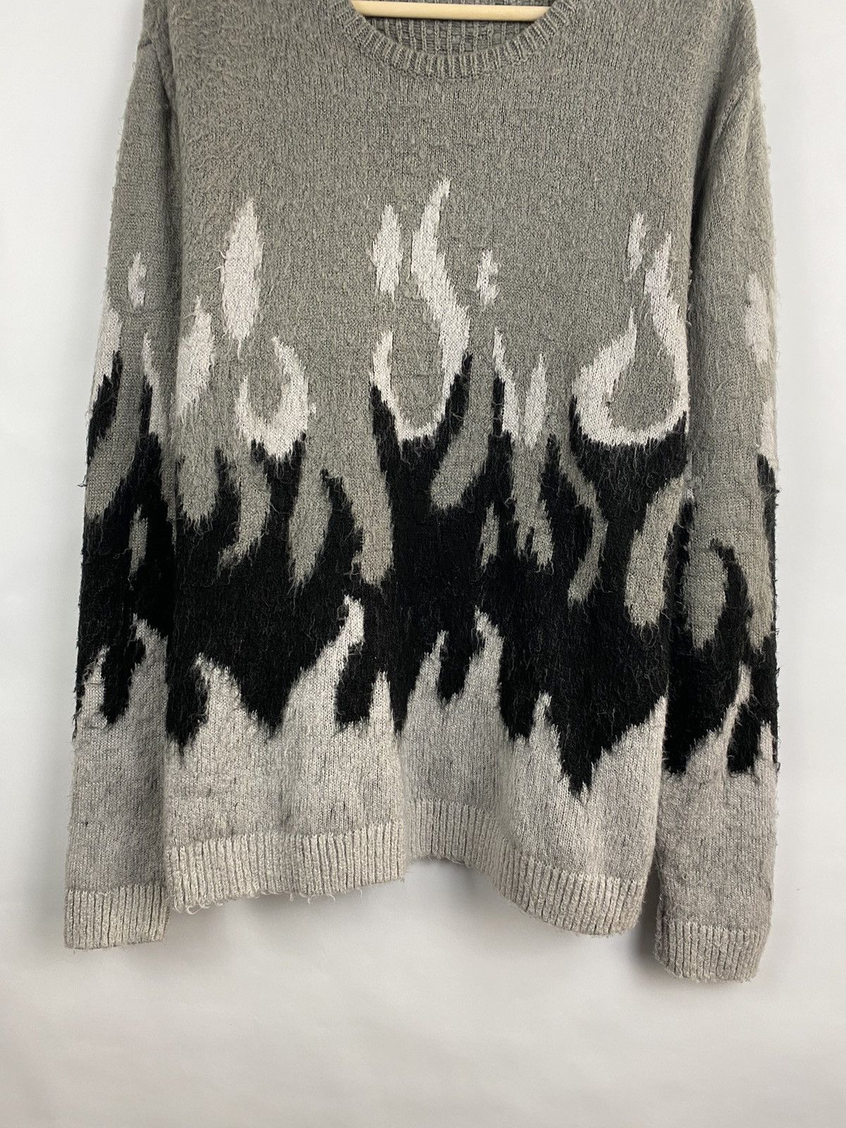 Japanese Brand 🔥 Vintage 90s Fire Sweater graphic rare retro hype Y2K Size US L / EU 52-54 / 3 - 4 Thumbnail