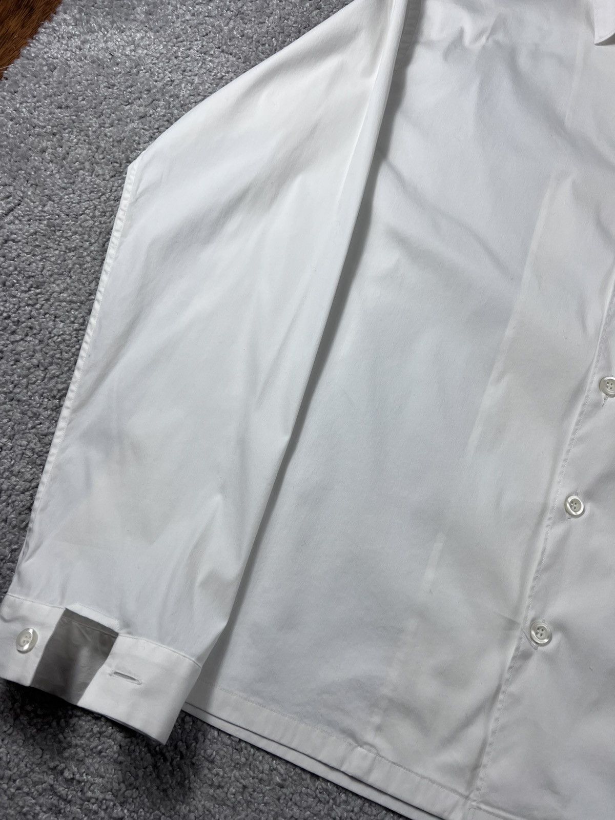 Prada Prada White Triangle Shirt Size M Size US M / EU 48-50 / 2 - 5 Thumbnail