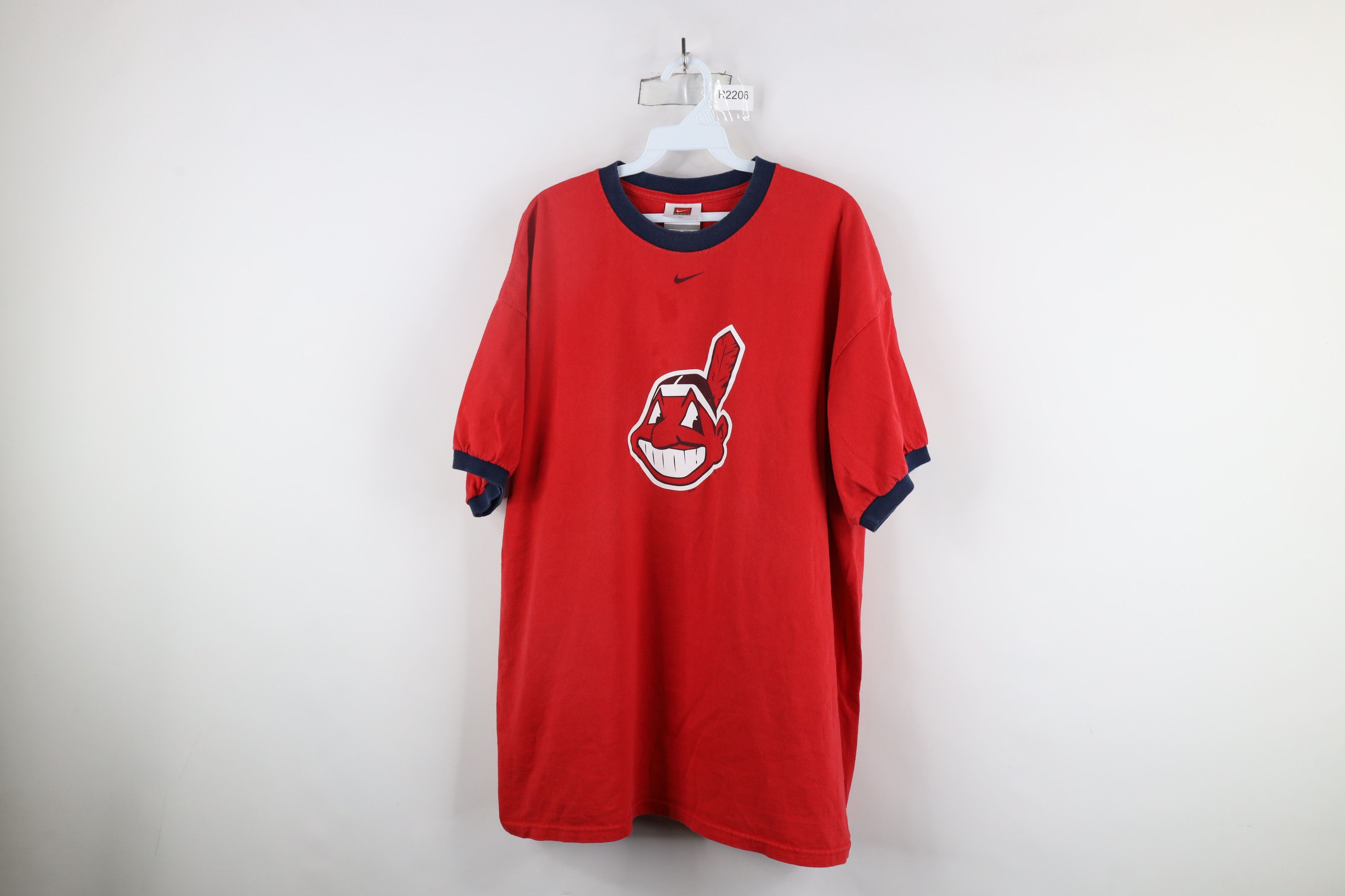 Nike Vintage Nike Travis Scott Swoosh Cleveland Indians T-Shirt Size US XL / EU 56 / 4 - 1 Thumbnail