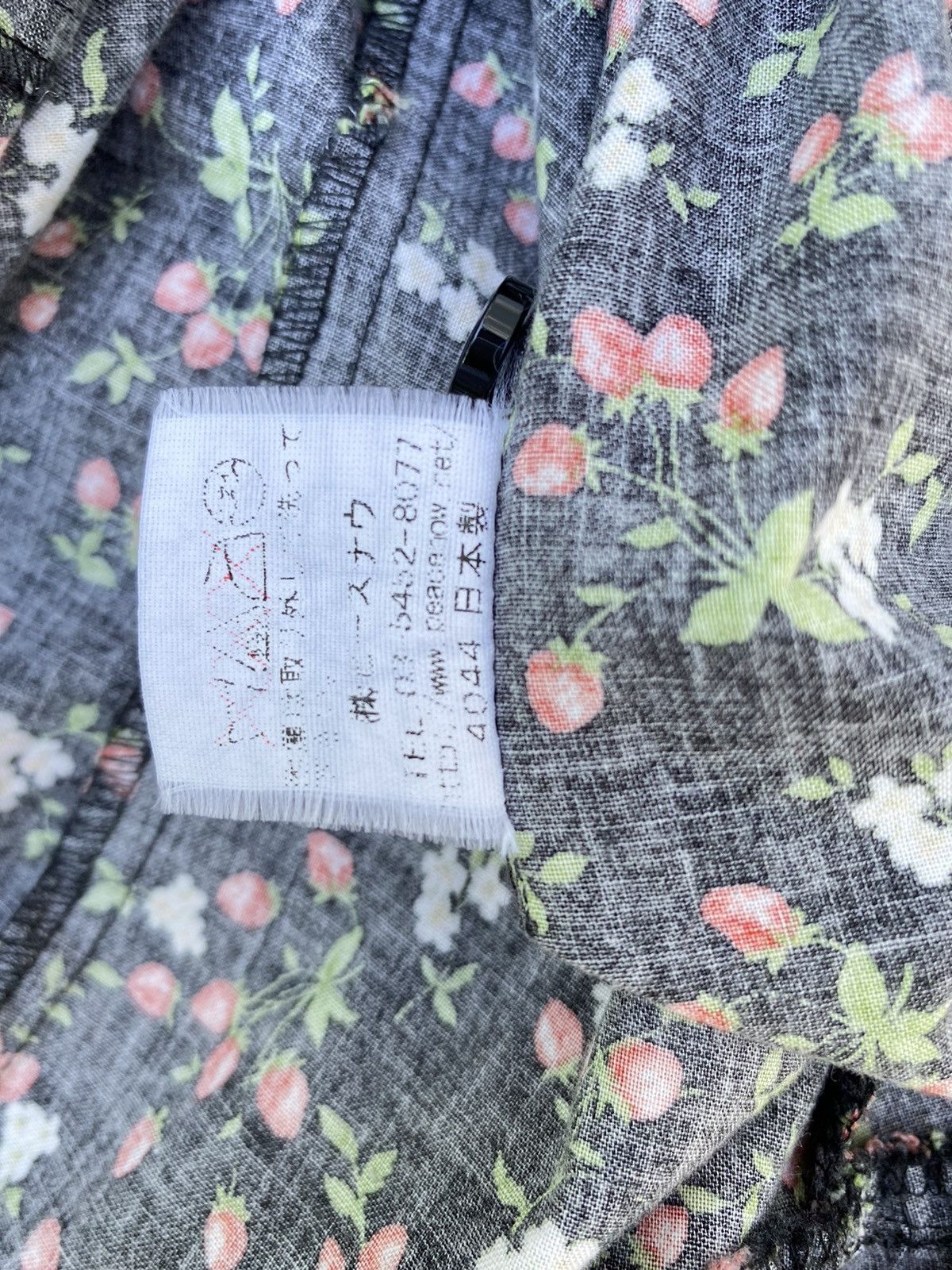 Japanese Brand × Seditionaries Peace Now Strawberry printed Ruffle Puff Blouse shirt Size M / US 6-8 / IT 42-44 - 6 Thumbnail