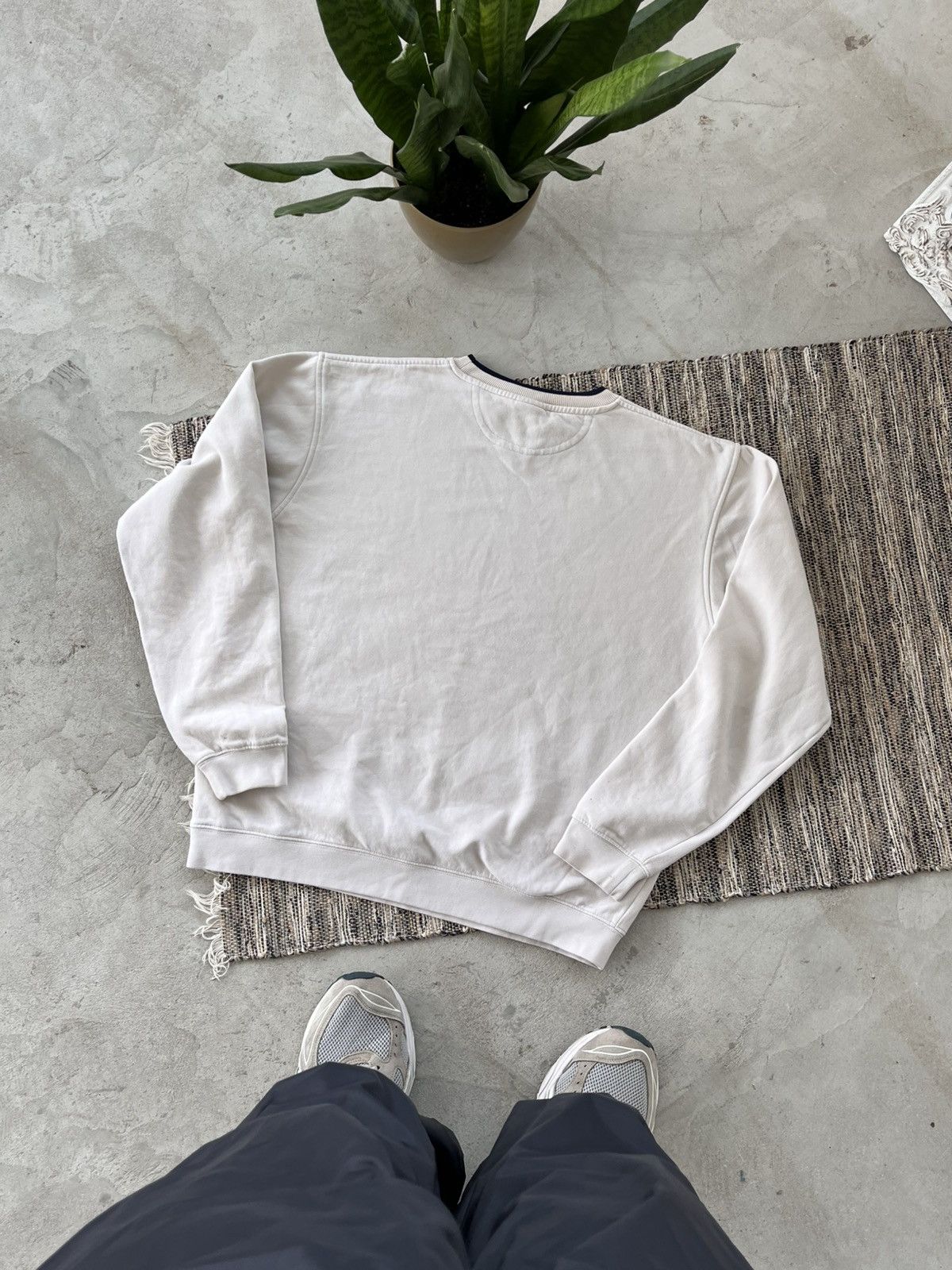 Nike × Vintage Vintage Nike Sweatshirt Beige Blank Faded Y2K Blank sk8 Size S / US 4 / IT 40 - 2 Thumbnail