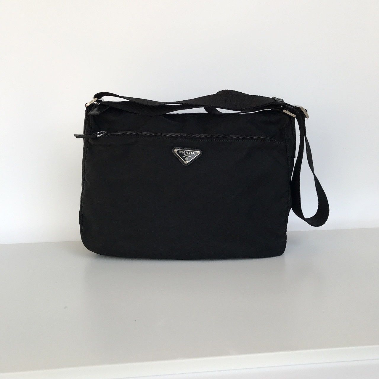 Prada 🔥Hot Items 🔥Prada Crossbody Size ONE SIZE - 1 Thumbnail