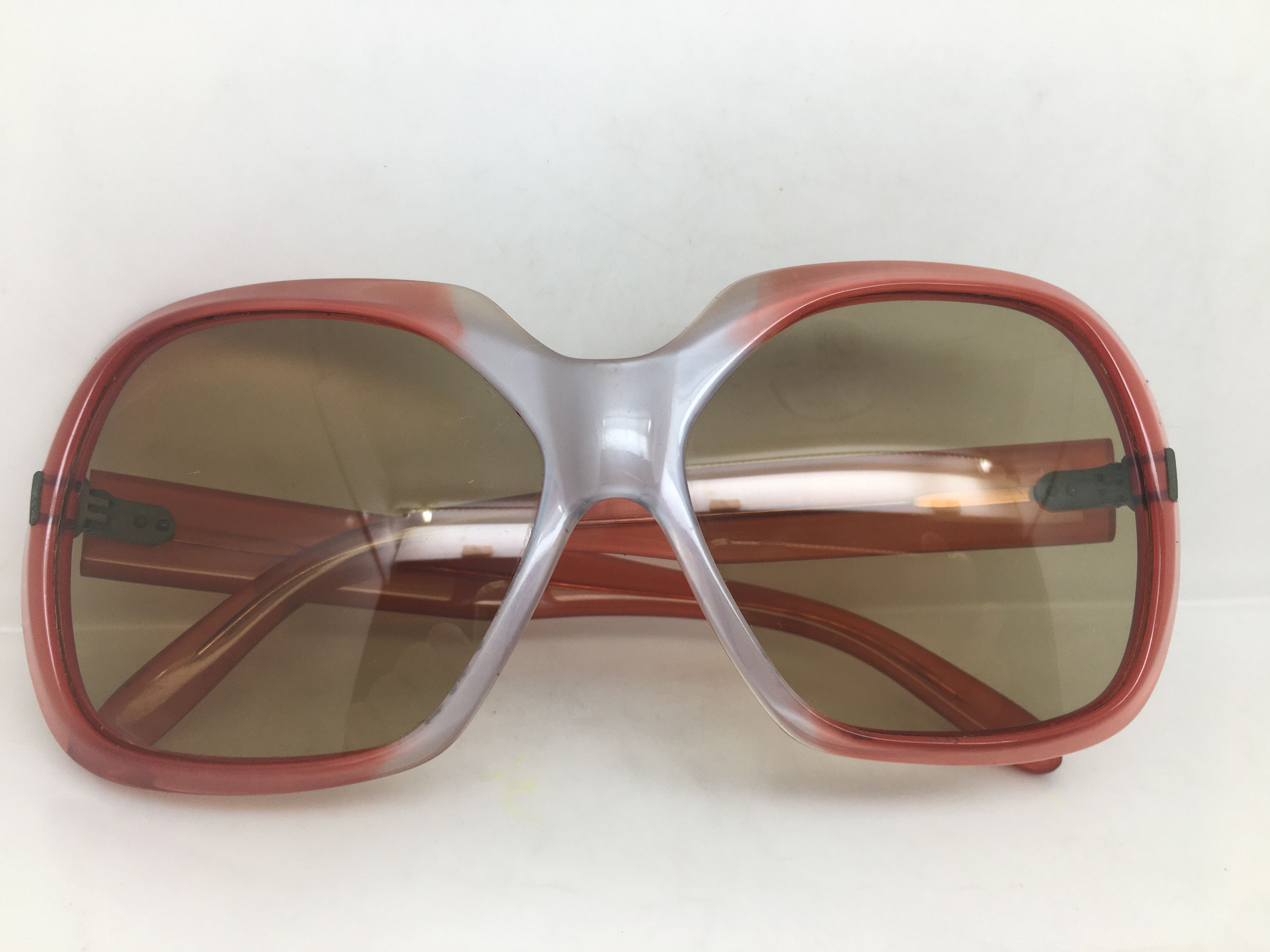 Vintage Handmade Acetate Sunglasses Frame France VINTAGE Size ONE SIZE - 8 Thumbnail