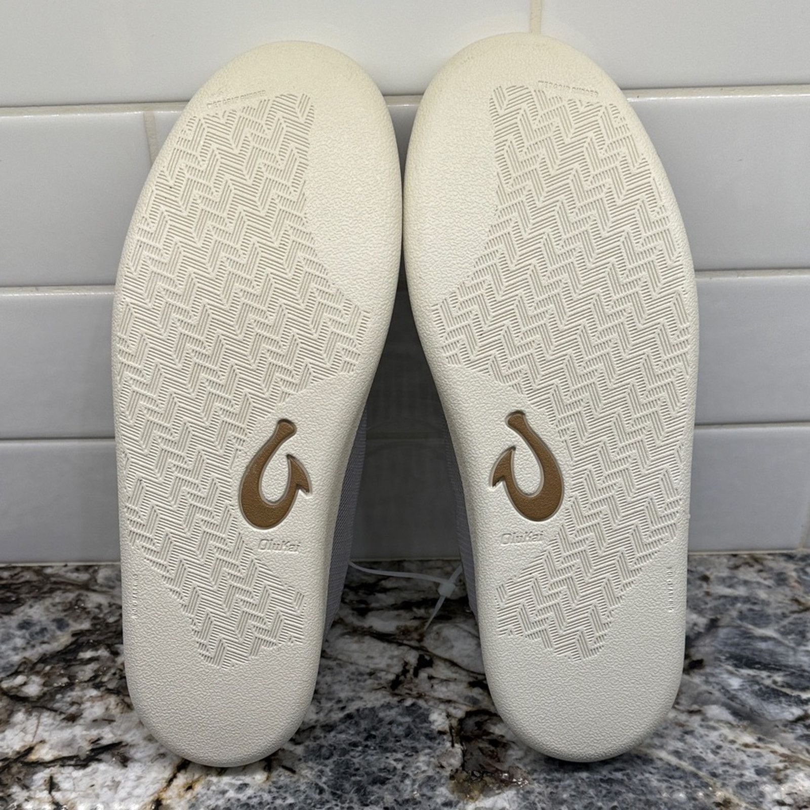 Olukai OluKai Men's Punini Shoe US Mens size 8 Size US 8 / EU 41 - 8 Thumbnail