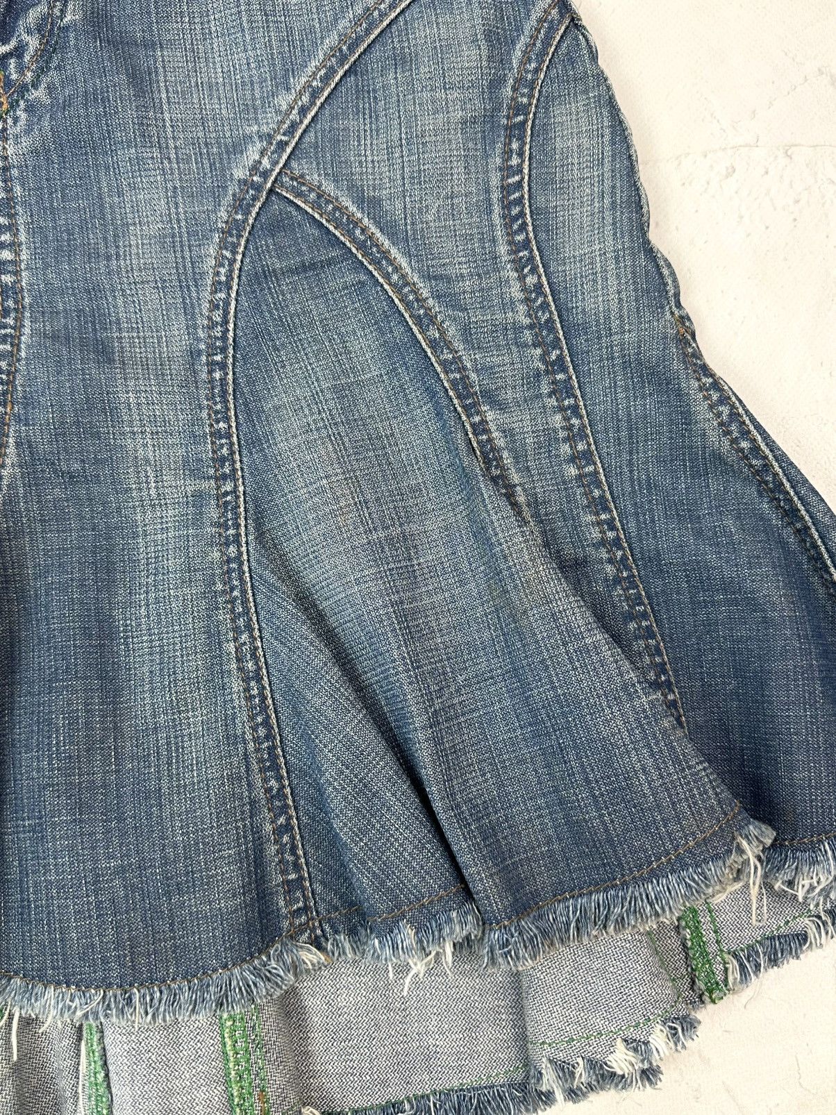 20471120 Vintage Blue Denim Mini Skirt Size 26" / US 2 / IT 38 - 5 Thumbnail