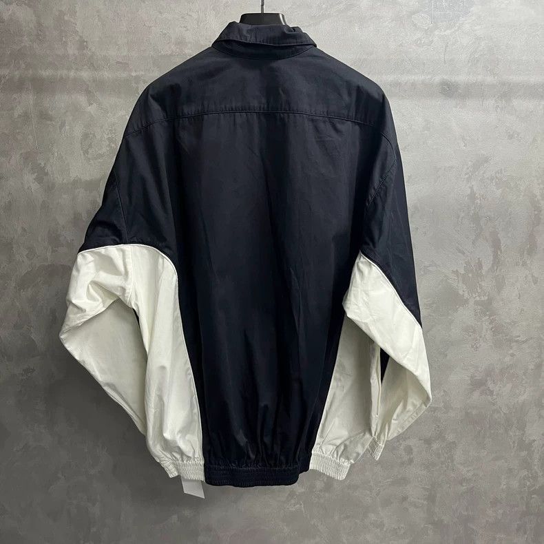 Balenciaga Balenciaga latest black and white stitched embroidered logo Size US M / EU 48-50 / 2 - 5 Thumbnail