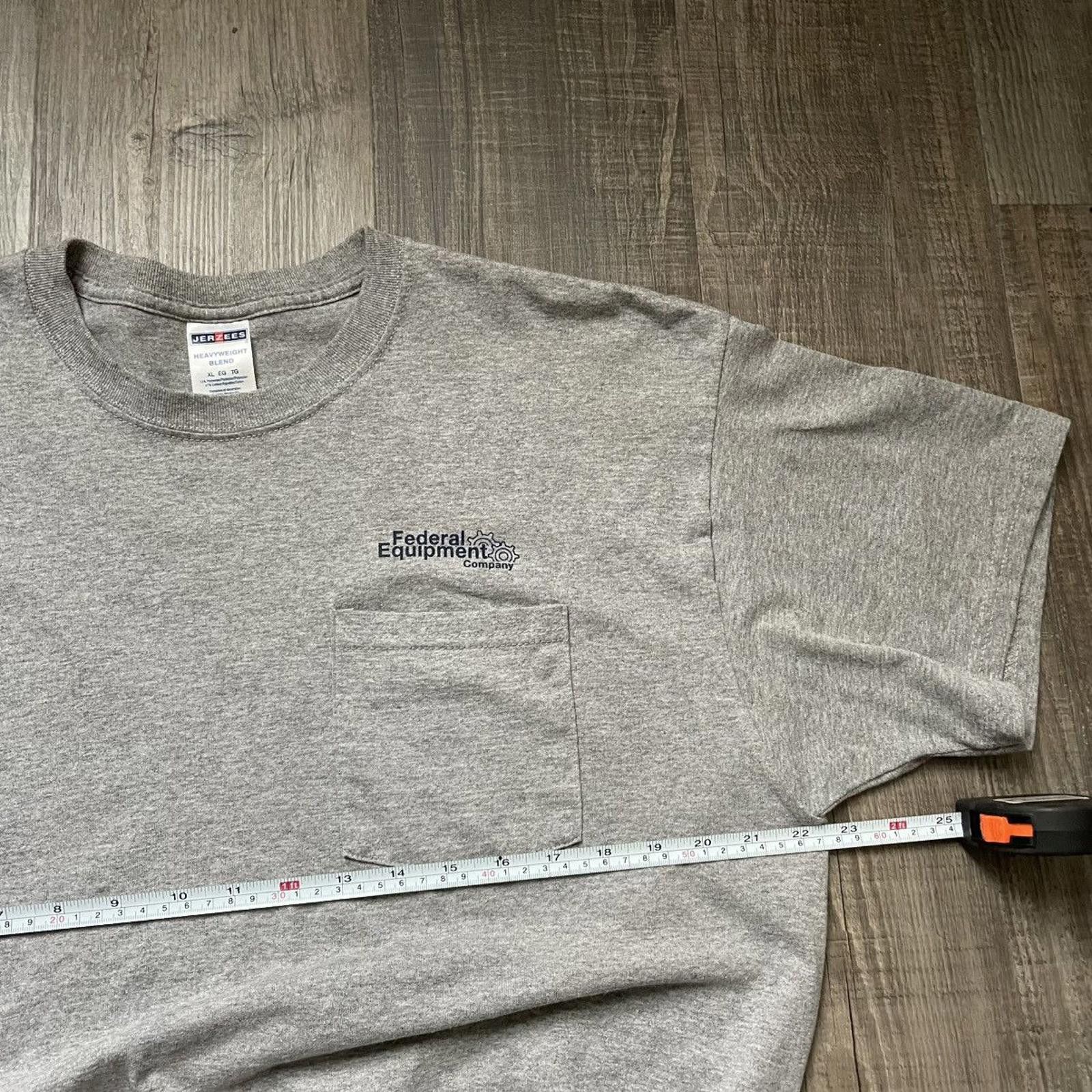 Jerzees JERZEES • VNTG "Grey" Pocket Tee (XL) Size US XL / EU 56 / 4 - 2 Thumbnail