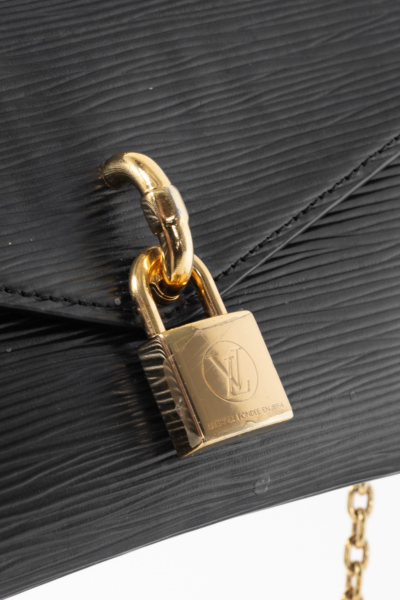 Louis Vuitton Louis Vuitton Padlock on Strap Black Epi Crossbody Belt Bag Size ONE SIZE - 8 Thumbnail
