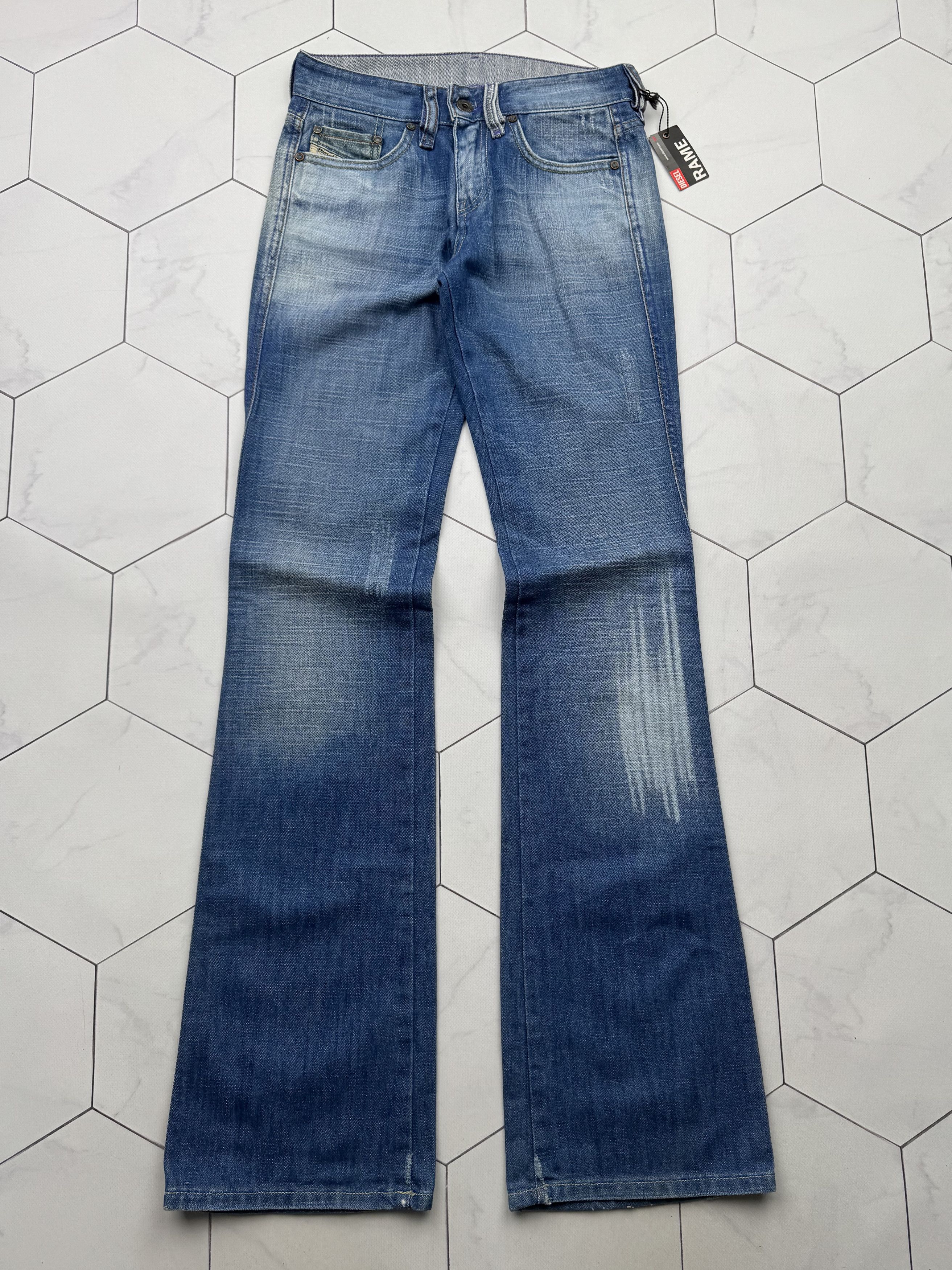 Diesel Diesel Vintage Jeans (B131) Size 25" / US 0 / IT 36 - 1 Thumbnail