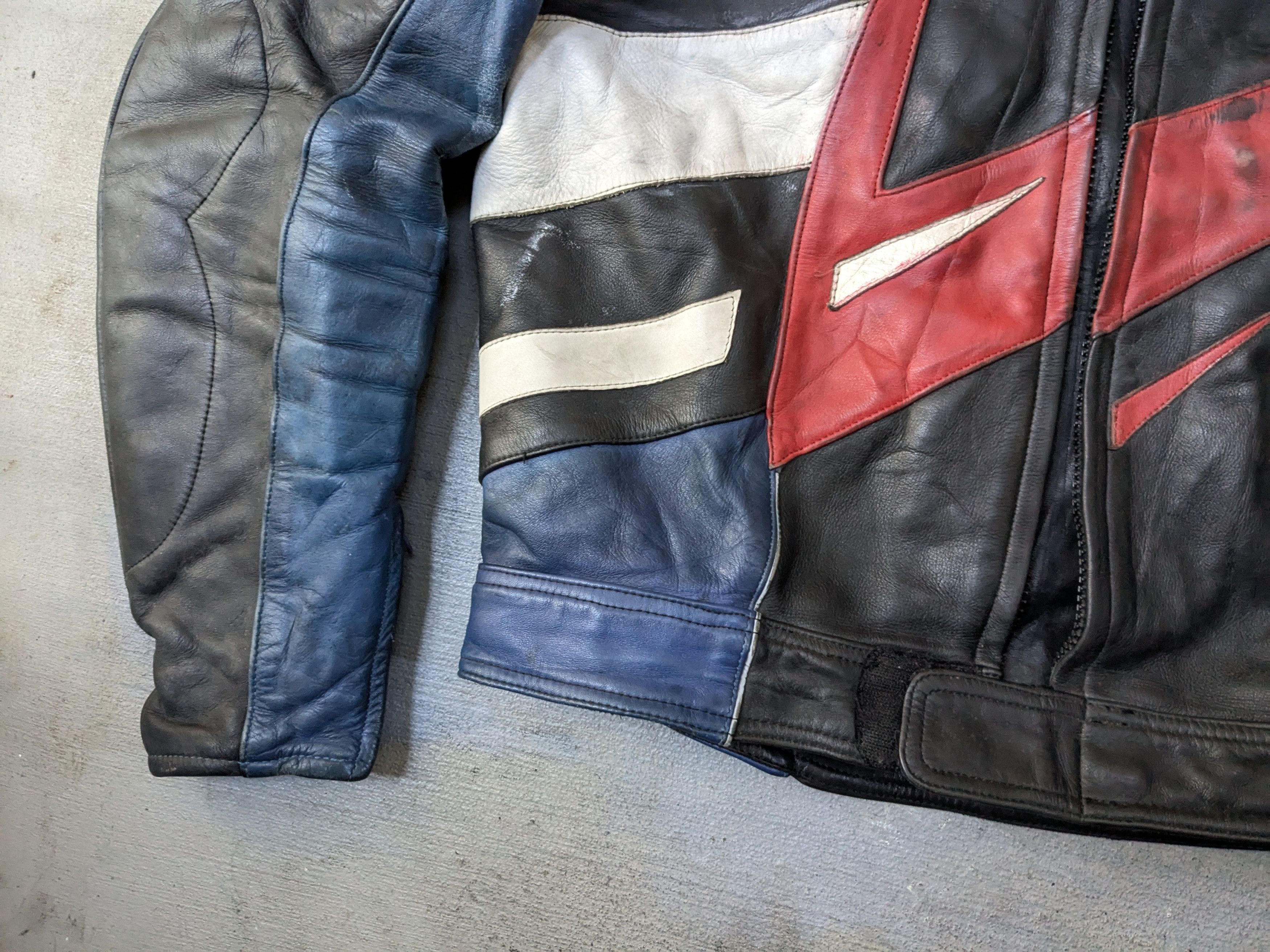 Genuine Leather Vintage Motorcycle Leather Biker Jacket Blue Black White Y2K Size US L / EU 52-54 / 3 - 10 Thumbnail