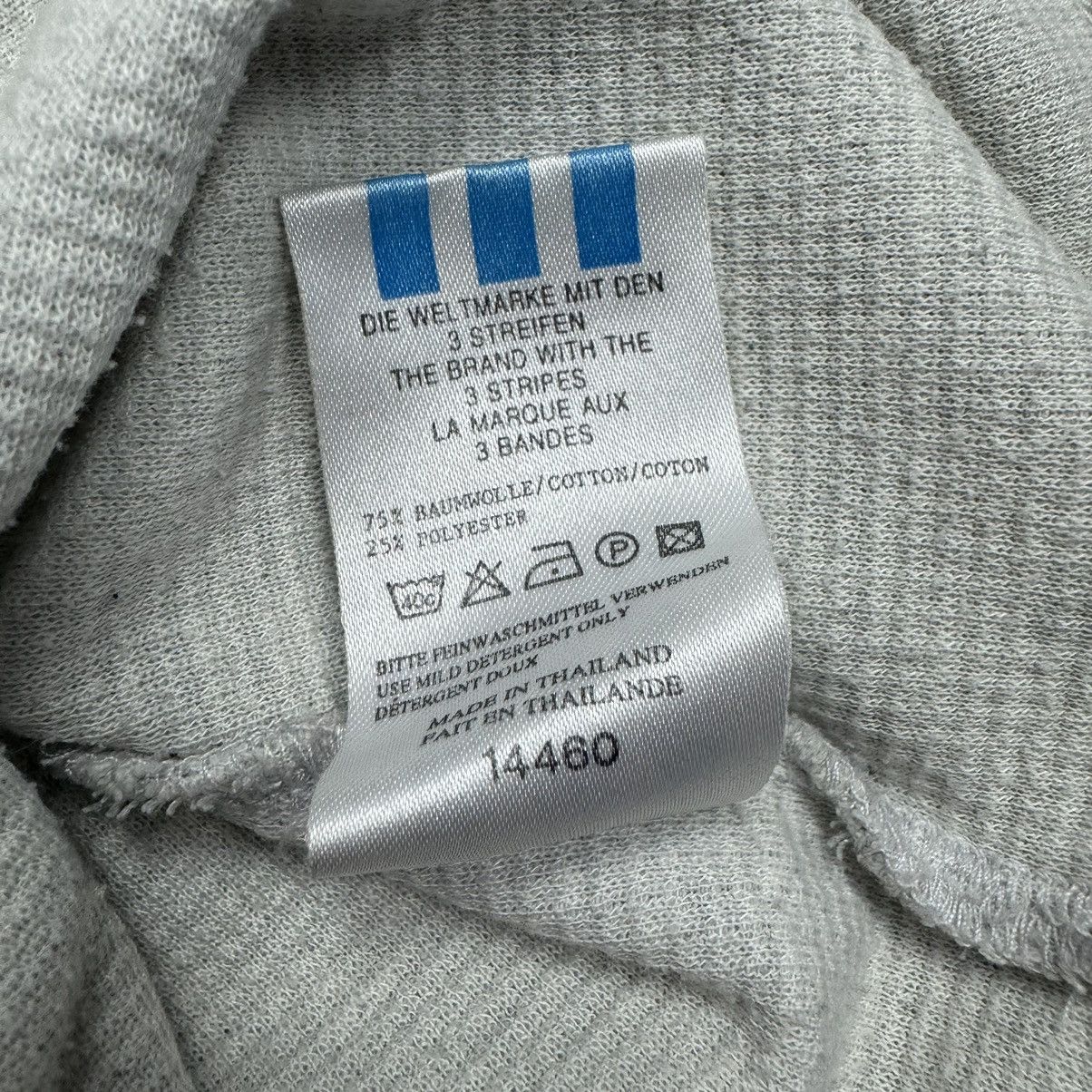 Adidas Vintage 90s Adidas Originals V-Neck Thermal Sweatshirt Size US XL / EU 56 / 4 - 16 Thumbnail