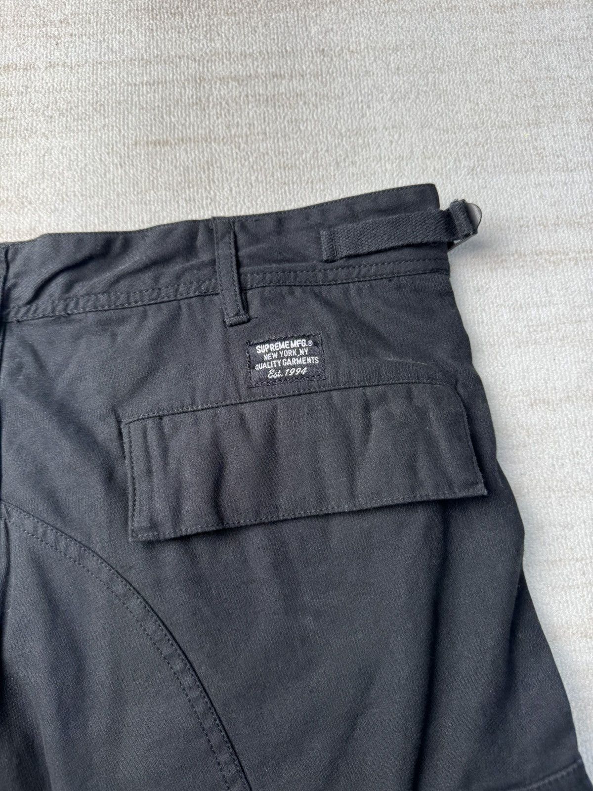 Supreme Cargo shorts Size US 32 / EU 48 - 4 Thumbnail