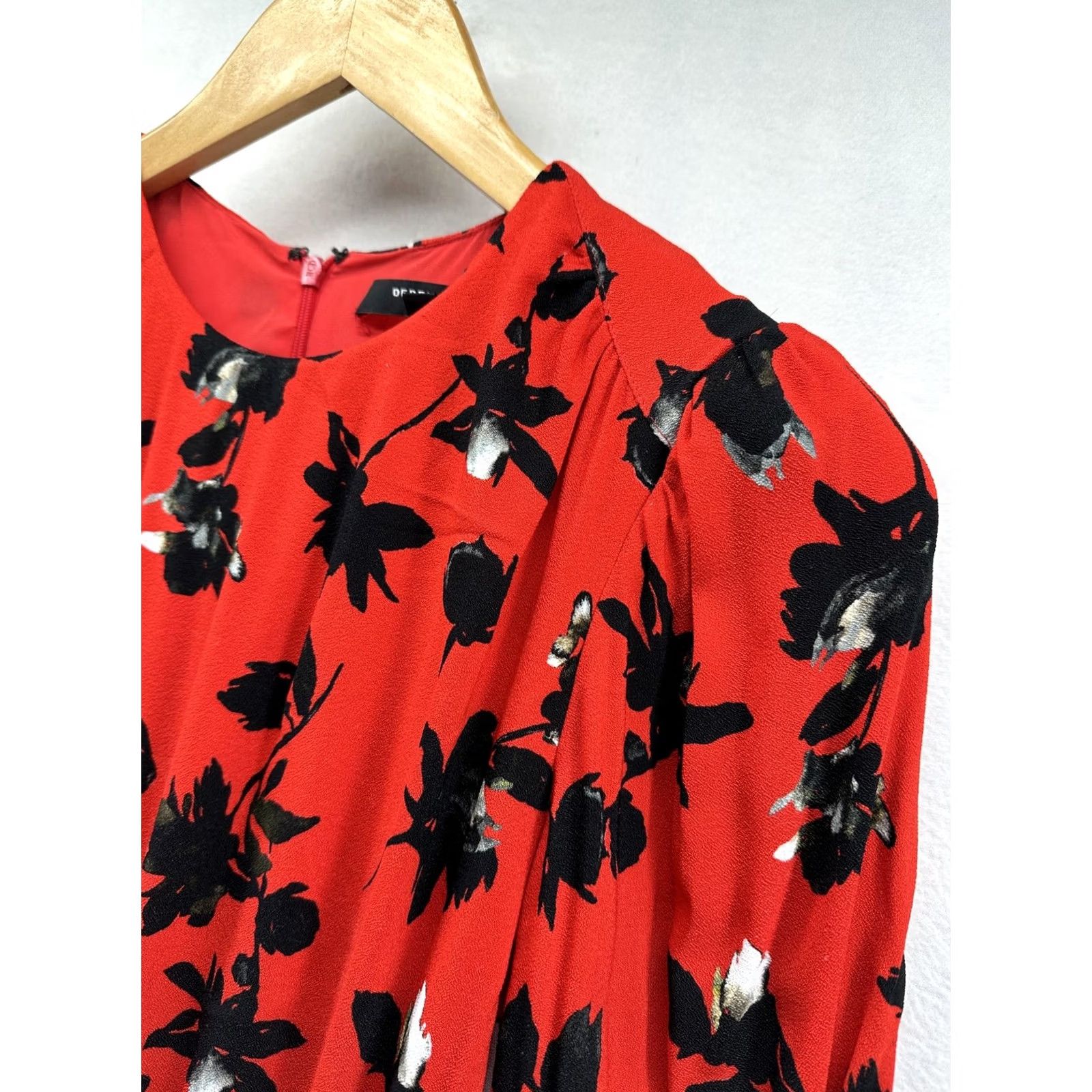 Vintage Derek Lam Dress Womens Medium Red Floral Puff Sleeve Maxi Lined Fit & Flare Navy Back Zip Crew Neck Size M / US 6-8 / IT 42-44 - 3 Thumbnail
