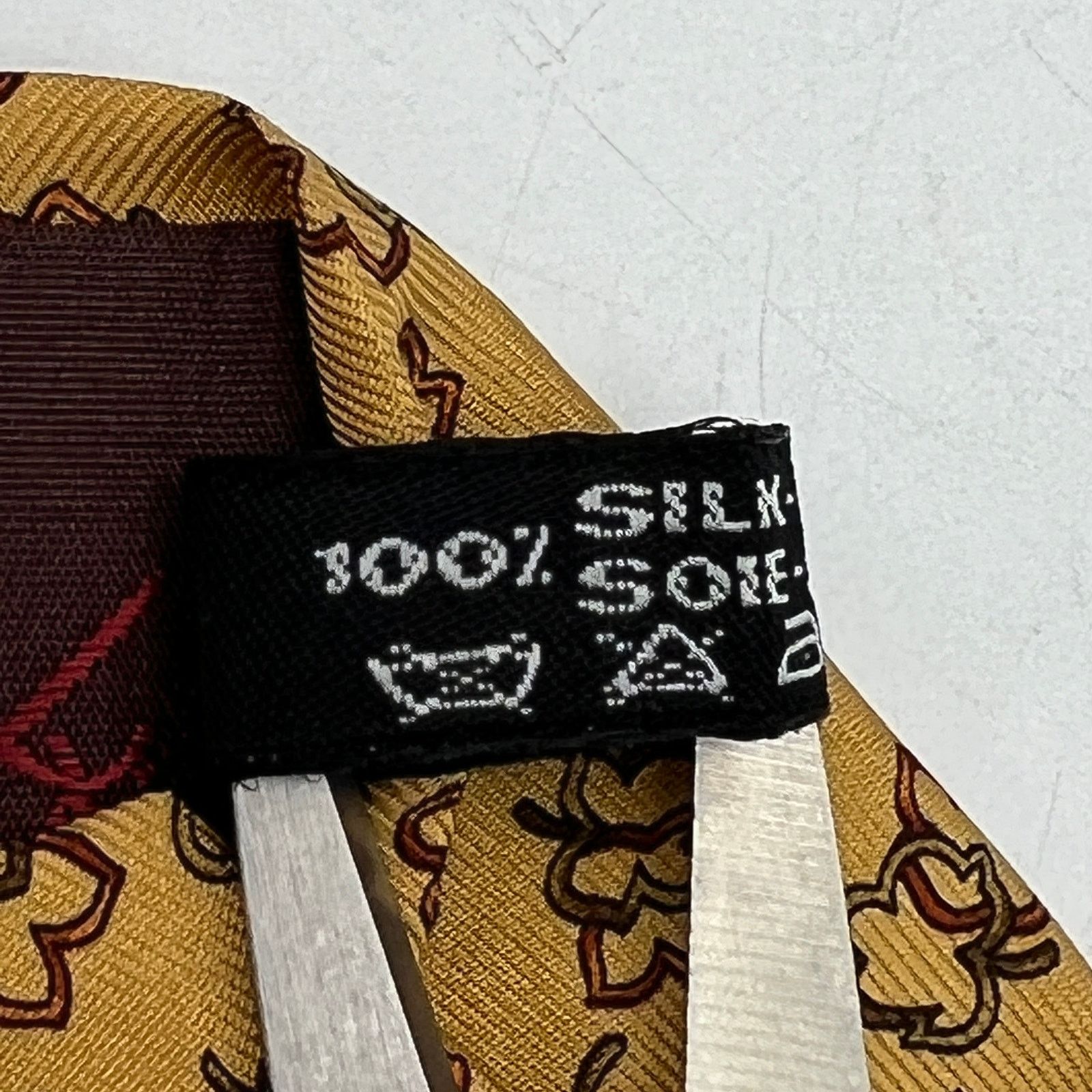 Salvatore Ferragamo Salvatore Ferragamo Leaf Print Motif Silk Tie Yellow Size ONE SIZE - 6 Thumbnail