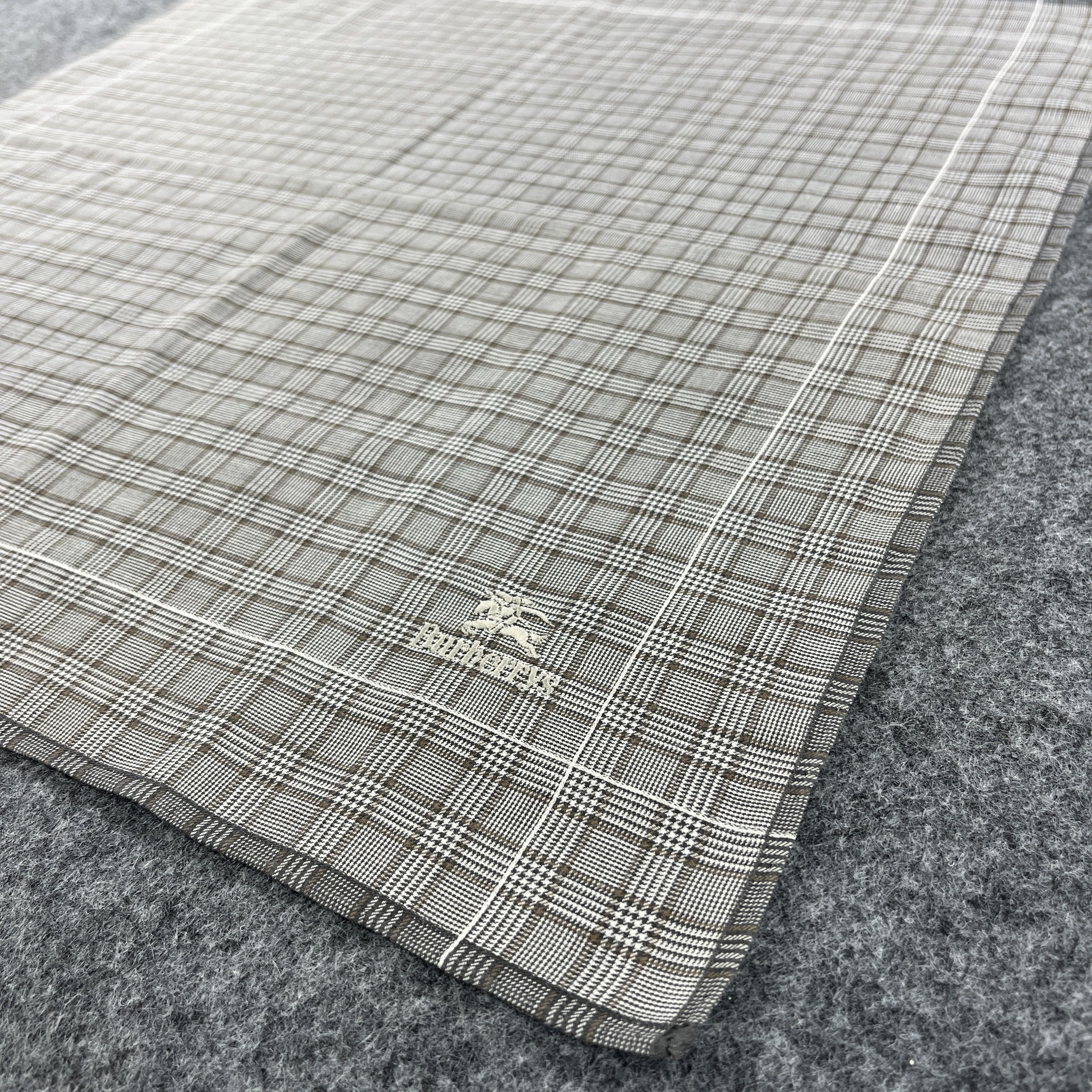 Burberry Burberry Handkerchief / Bandana / Neckerchief B425 Size ONE SIZE - 4 Thumbnail
