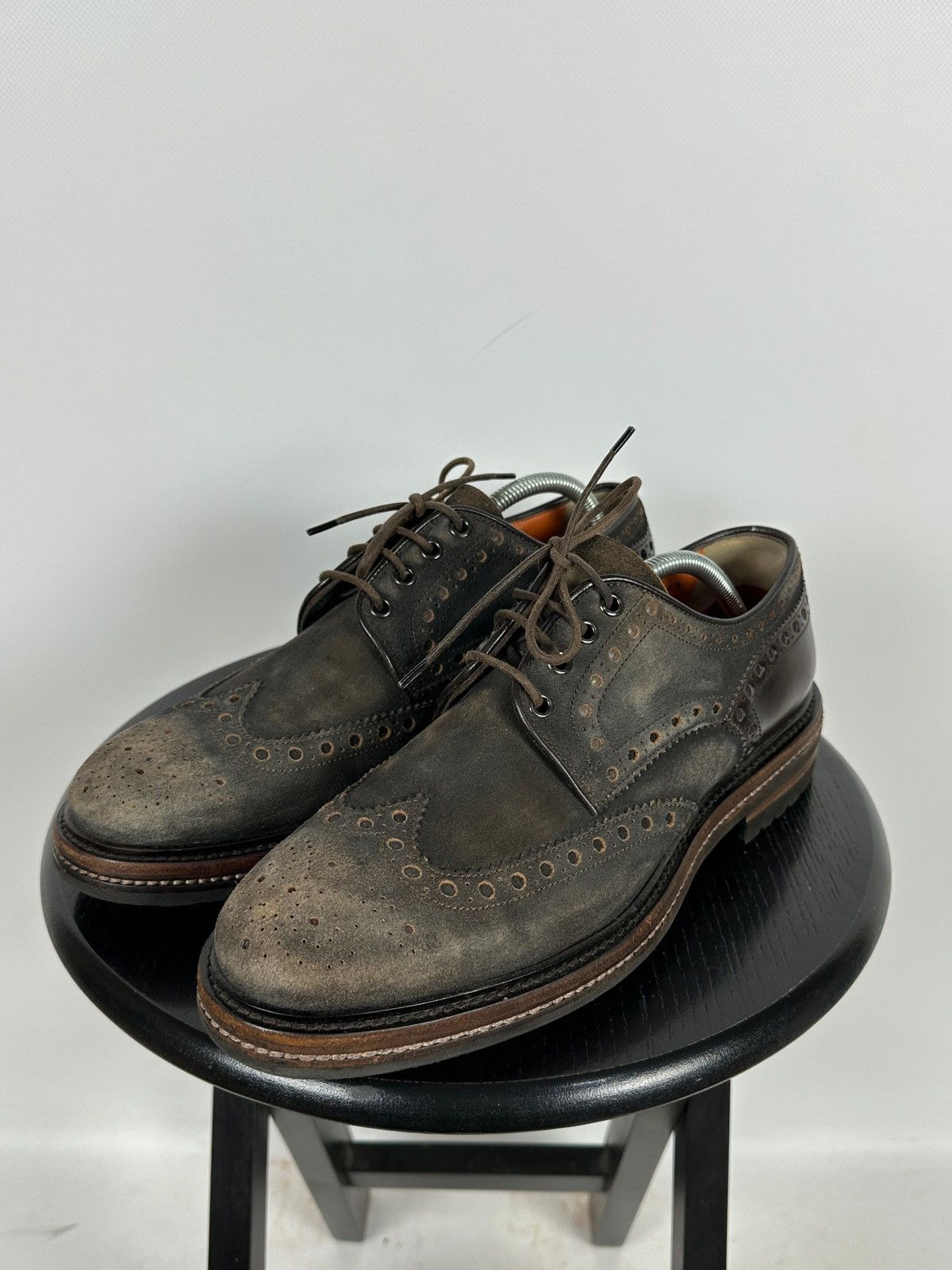 Santoni Santoni Wingtip Brogue Brown Suede Leather Shoes Size US 9.5 / EU 42-43 - 4 Thumbnail