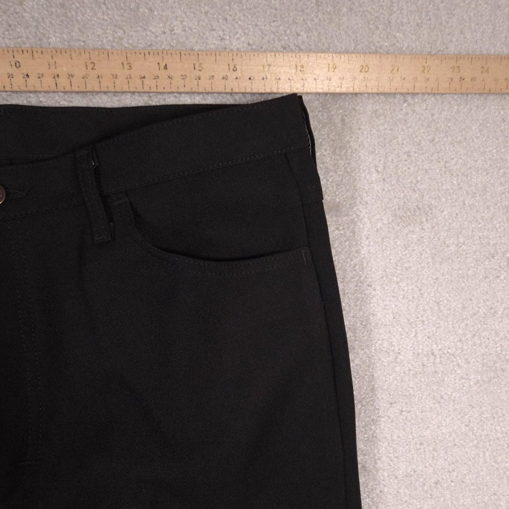 Wrangler Wrangler Jeans Mens 36x32 Black Denim Regular Fit Straight Leg Dark Wash Size US 36 / EU 52 - 7 Thumbnail
