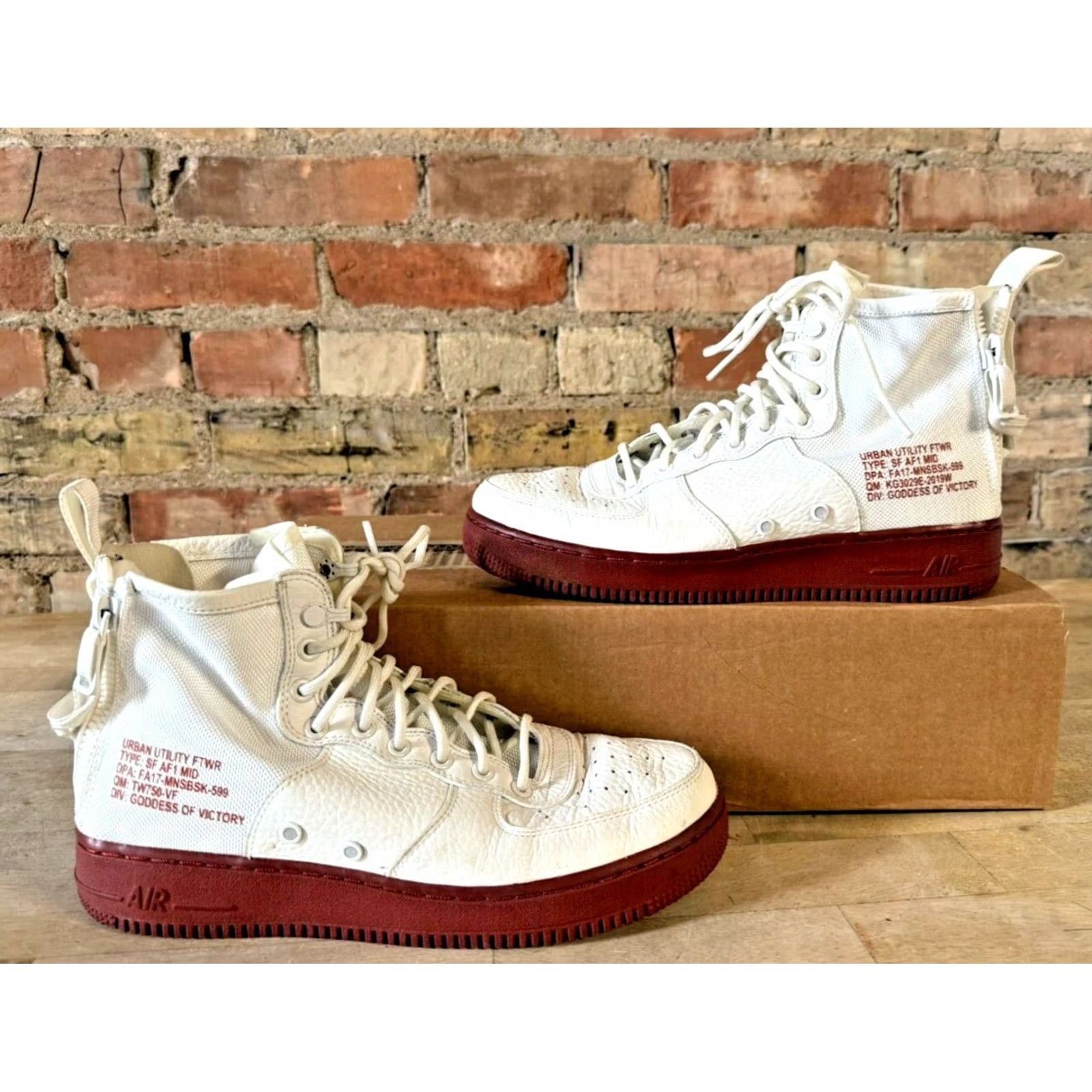 Nike Nike Air Force 1 Mid SF Sneakers - Men - White - Size 9 - 2017 - 917753-100 Size US 8 / EU 41 - 2 Thumbnail