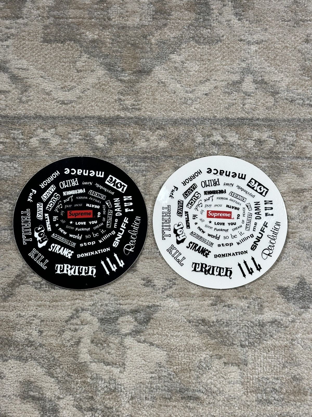 Supreme Supreme Spiral Sticker Set Size ONE SIZE - 1 Thumbnail