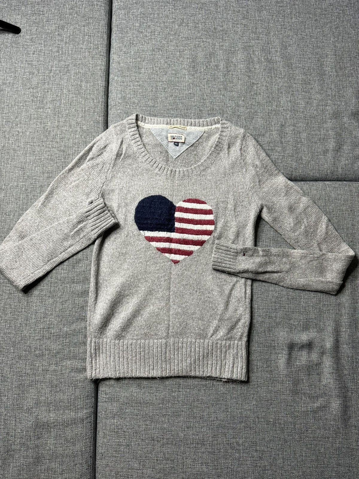 Tommy Hilfiger Tommy Hilfiger sweater USA love Size XS / US 0-2 / IT 36-38 - 1 Thumbnail