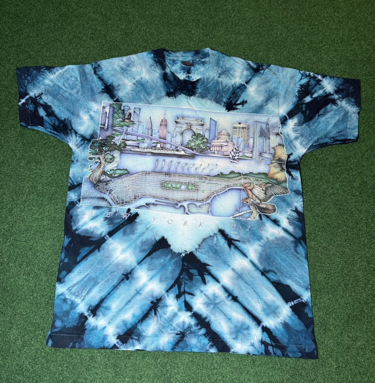 Vintage Vintage 90s New York City Map Central Park Tie Dye T Shirt Size US XL / EU 56 / 4 - 1 Thumbnail