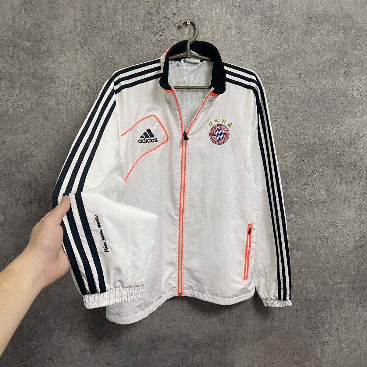 Adidas Adidas Fc Bayern Munich Track Jacket Vintage Soccer Size US M / EU 48-50 / 2 - 2 Thumbnail