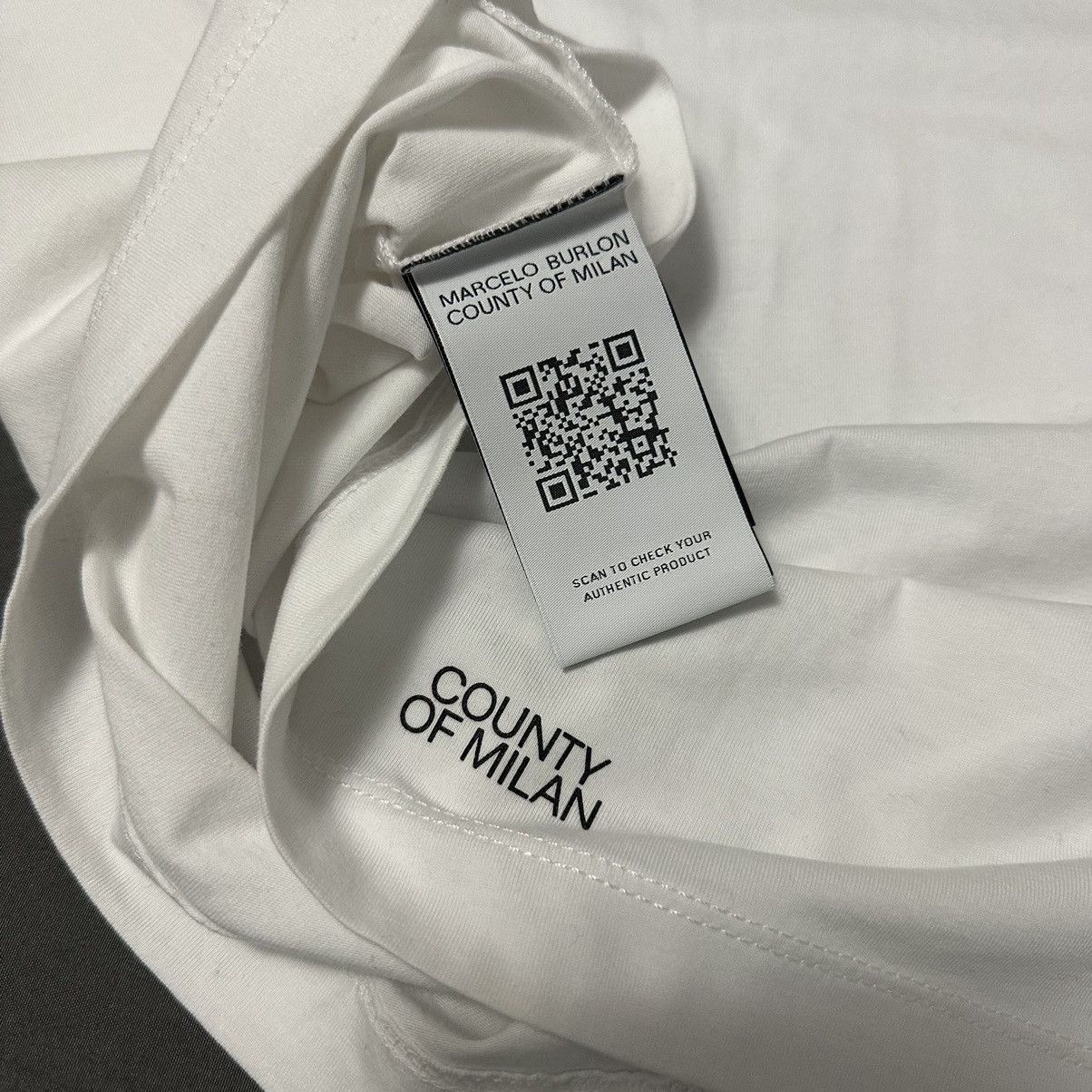Marcelo Burlon MARCELO WOLF TEE. Size US M / EU 48-50 / 2 - 8 Thumbnail