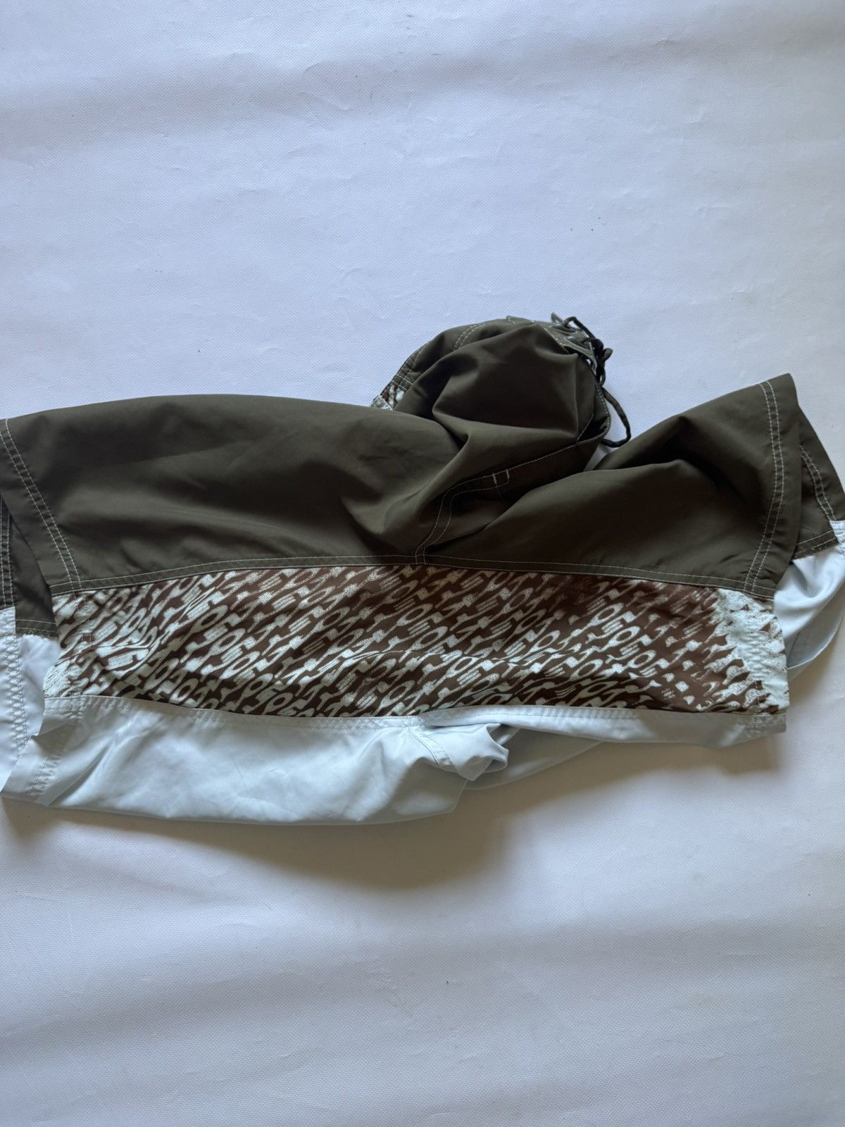 Oakley Title: Vintage Y2K Oakley Technical Panel Surf Shorts 00ss Size US 36 / EU 52 - 7 Thumbnail