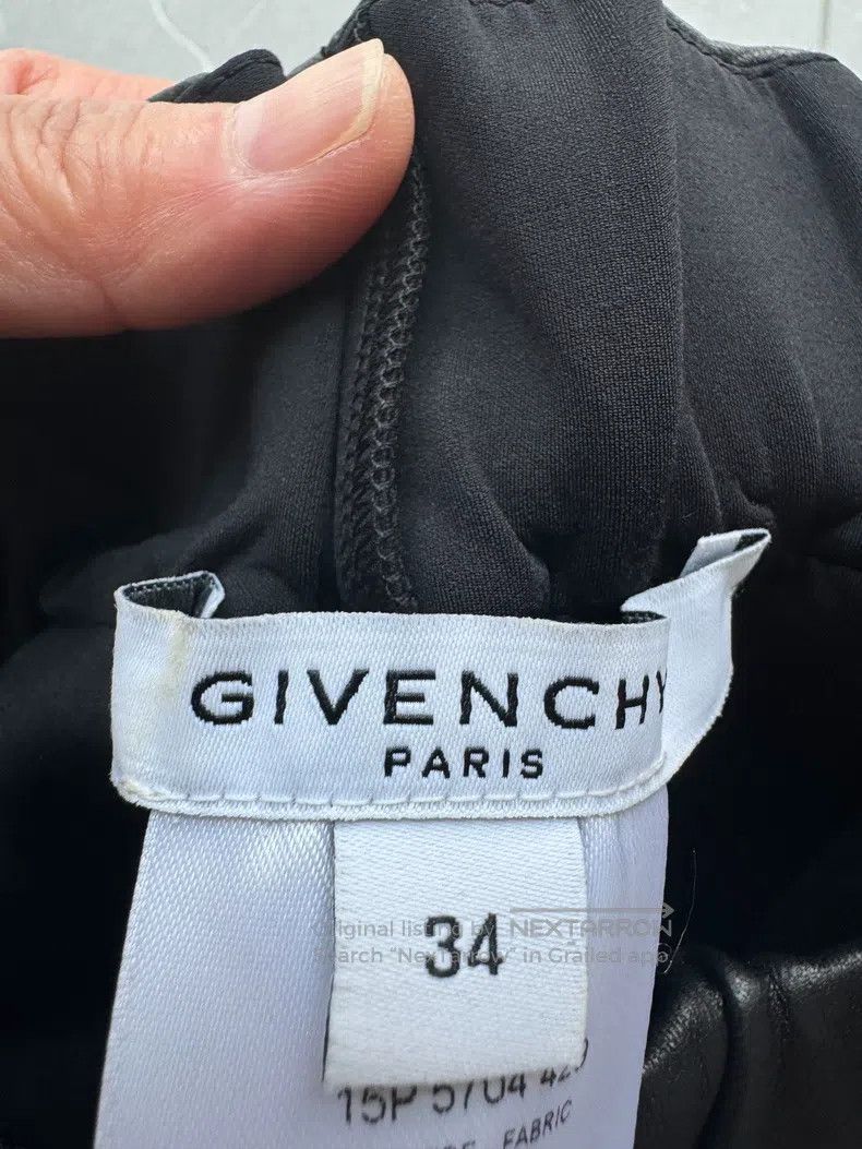 Givenchy Givenchy SizeS Black Suit Shorts Size 34 Waist 66 Hips 9 Size US 29 - 3 Thumbnail