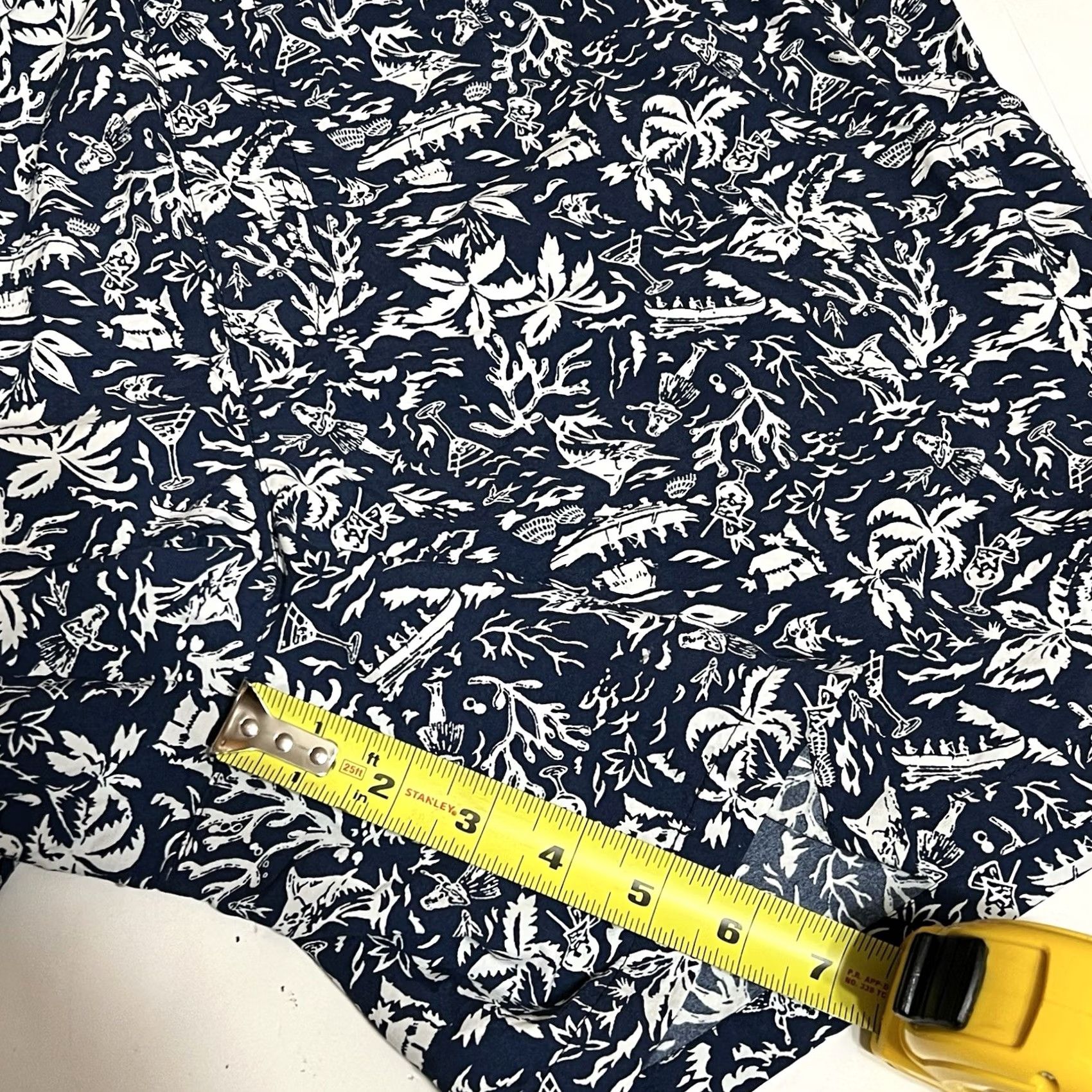 Vintage Columbia Trunks Mens Large Blue PFG Tropical Drawstring Elastic Waist Pockets Swimming Bottom Short Size US 33 - 5 Thumbnail