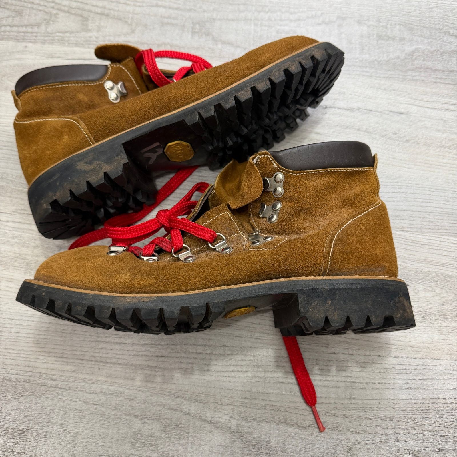 Vintage Vintage Sears Mountaineering Hiking Boots Women's 7D 70s Size US 7 / IT 37 - 2 Thumbnail