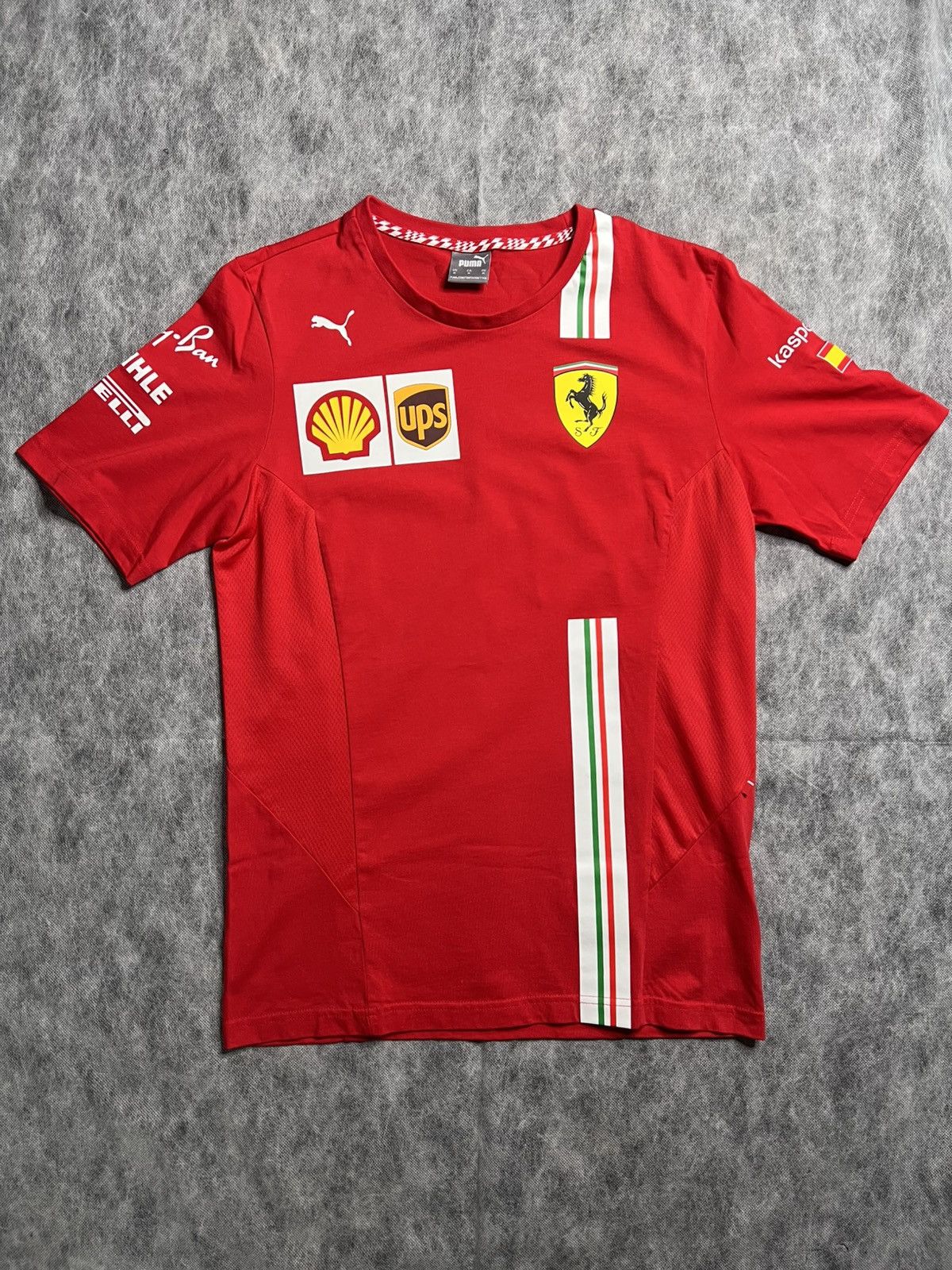 Ferrari × Puma Vintage Puma Ferrari T-Shirt Formula One Pirelli Size US M / EU 48-50 / 2 - 1 Thumbnail