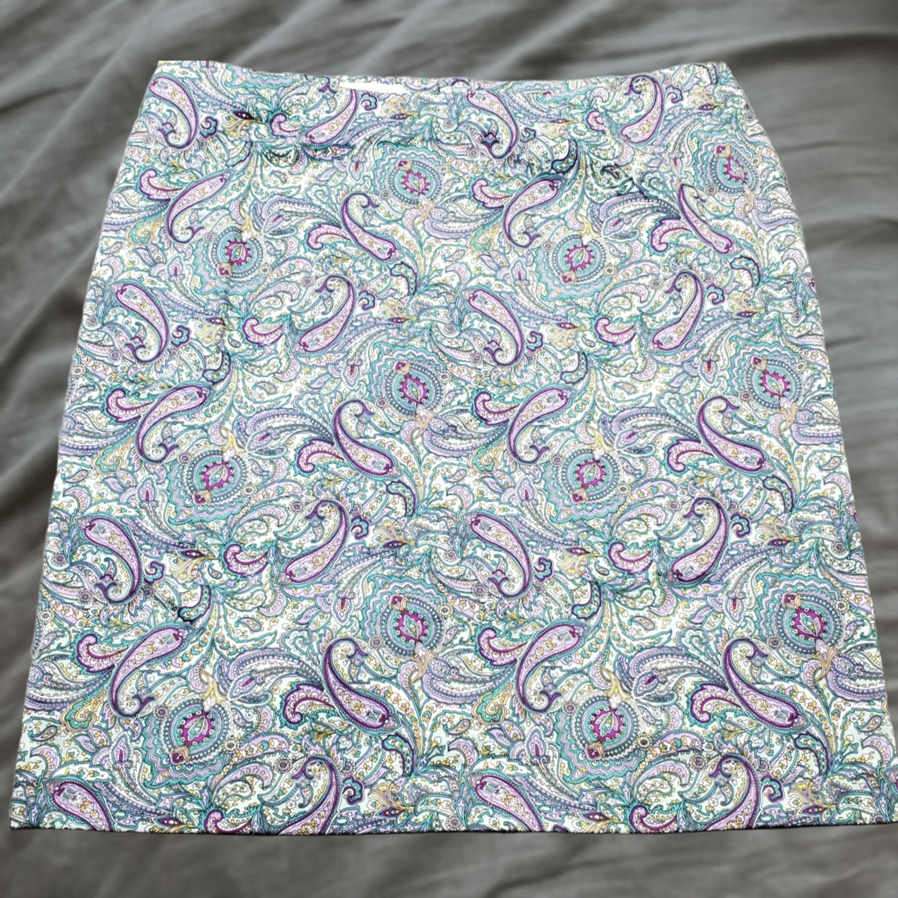 Talbots Talbots Womens Skirt 20W Paisley Print Stretch Back Zip Pencil Straight & Size 20W Multicolor Short NWT Womens Size 42" / US 20 - 1 Thumbnail