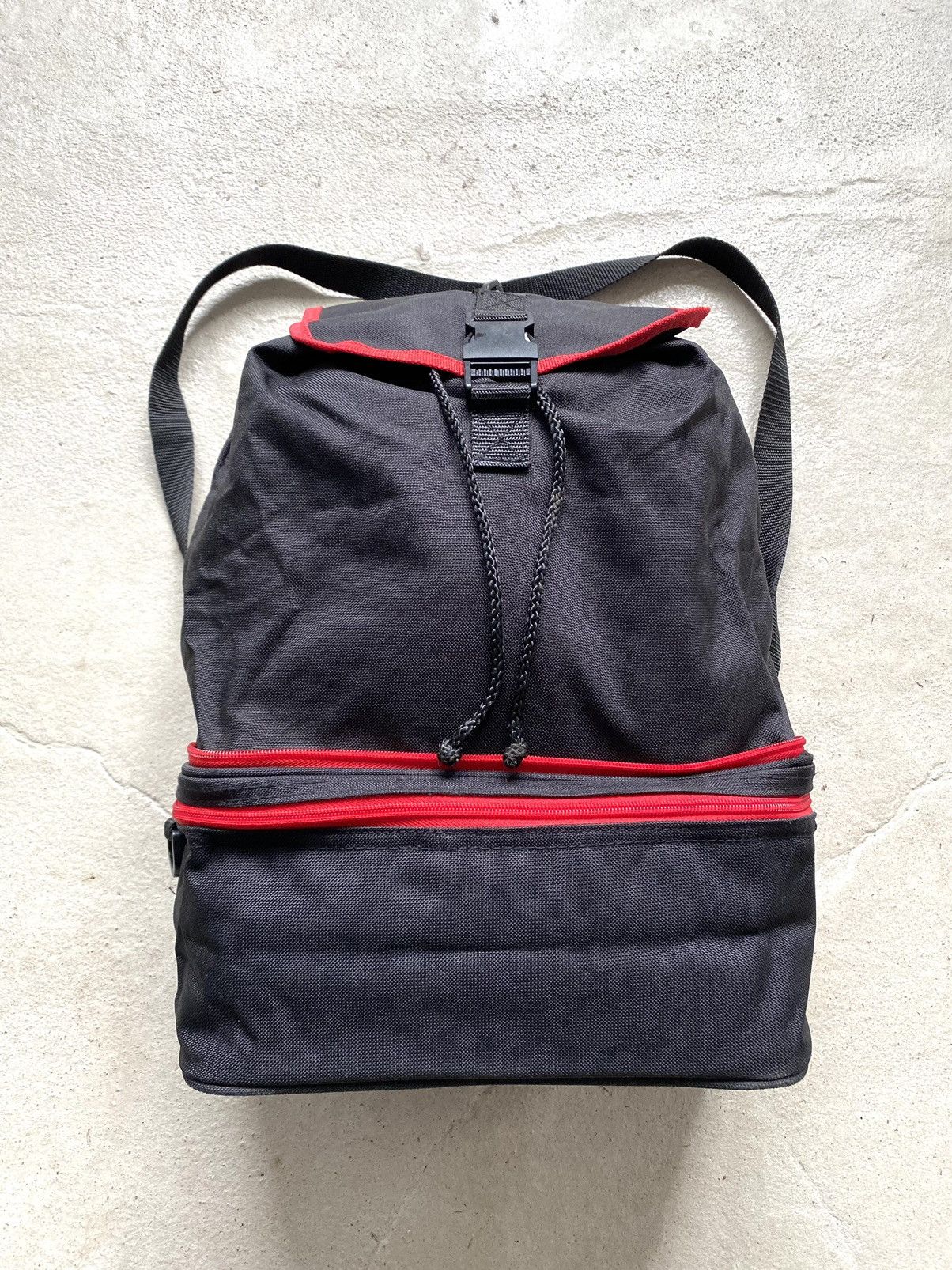 Rap Tees 90’s Rare! Vintage Marlboro Bagpack Transformer Bag Hype Size ONE SIZE - 3 Thumbnail