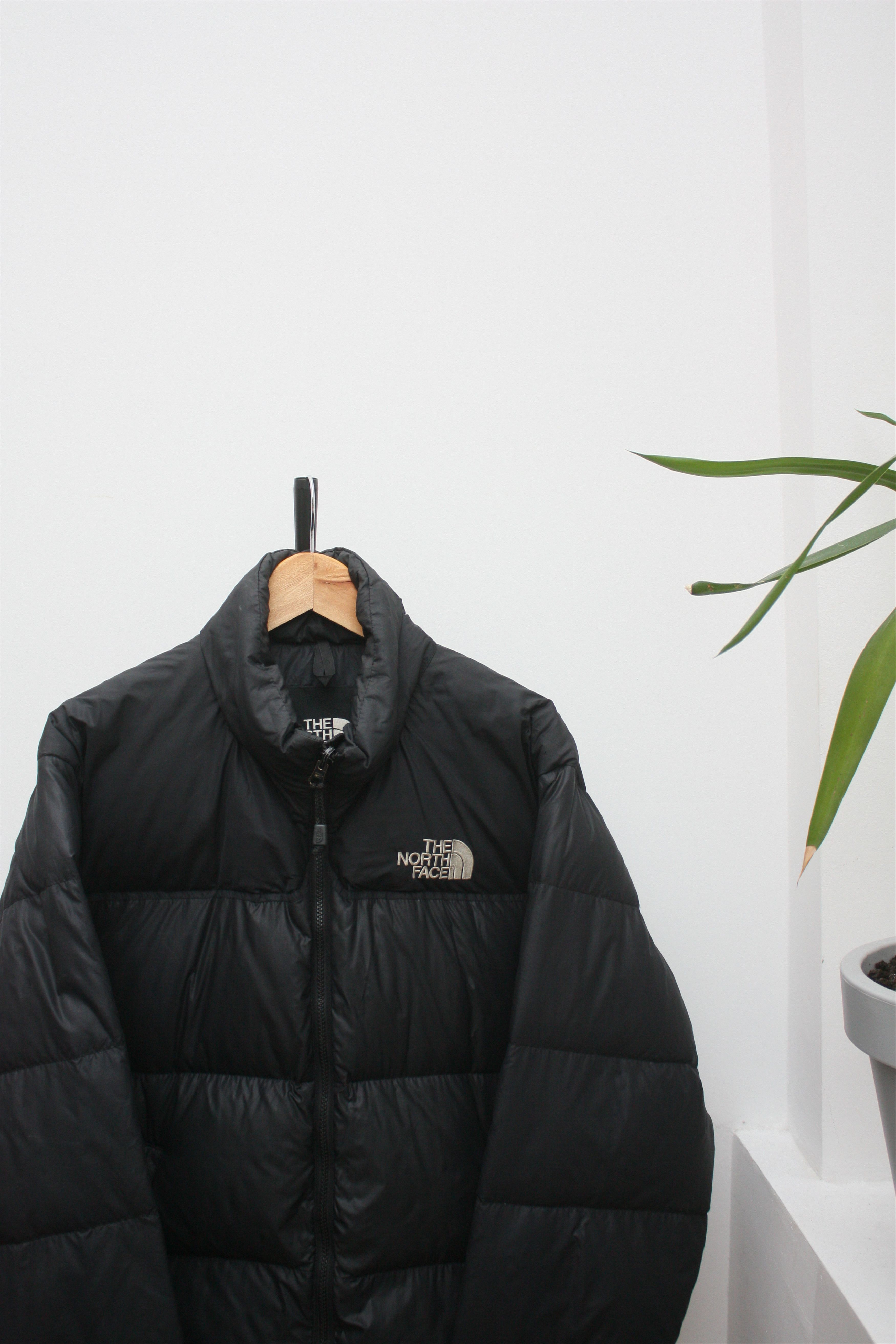 The North Face The North Face Nuptse 700 Vintage Puffer Down Jacket Medium Size US M / EU 48-50 / 2 - 2 Thumbnail